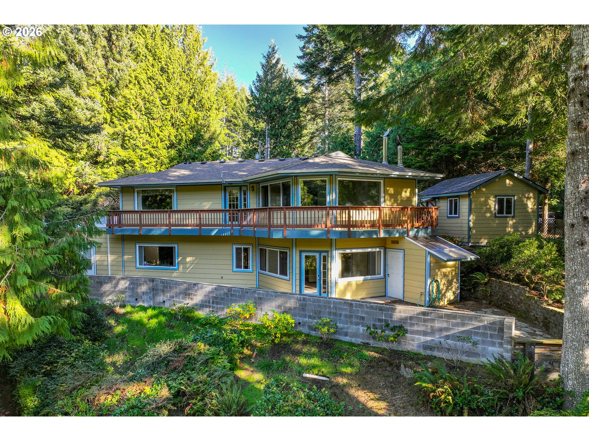 main property photo 44