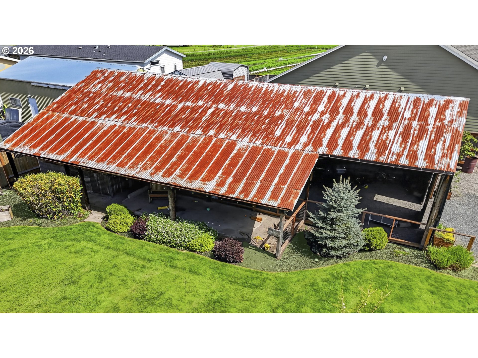 main property photo 35