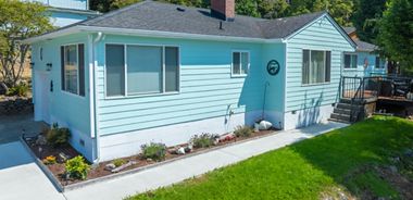image of property with 4 Bed | 2 Bath | 1,413 Sqft