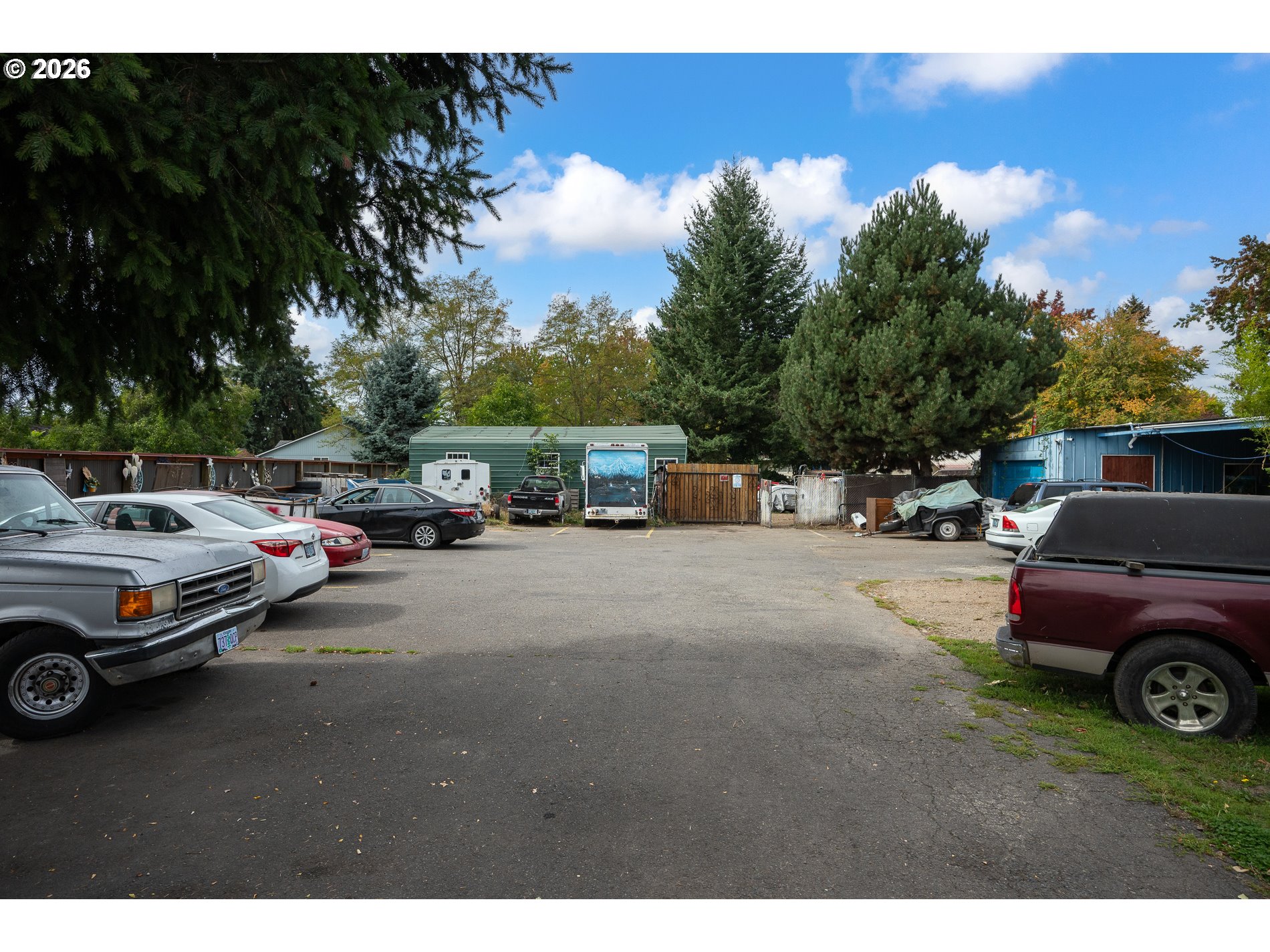 main property photo 14