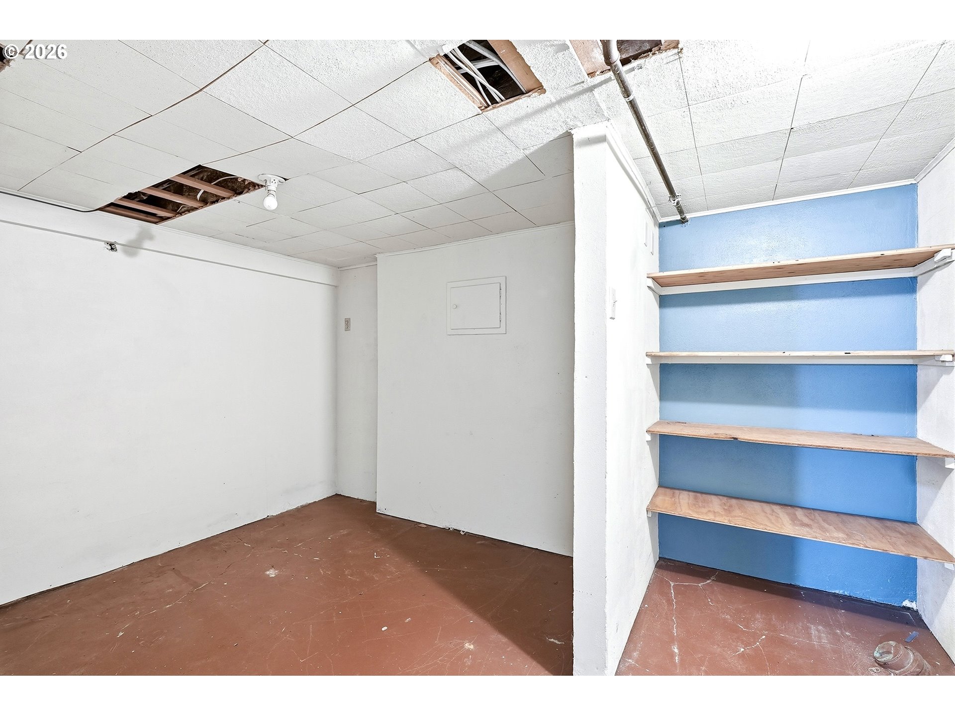 main property photo 38