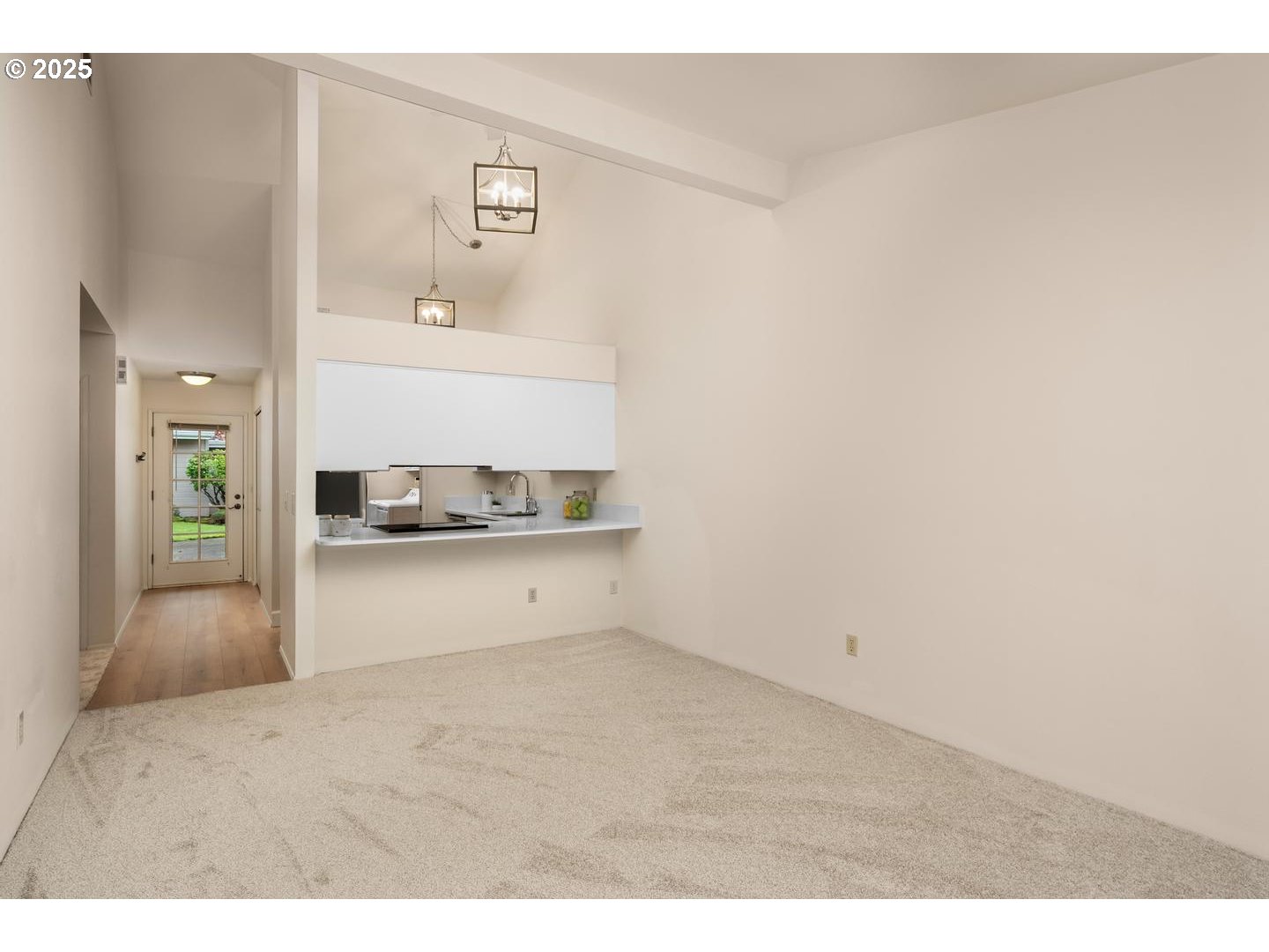 property viewer photo 22