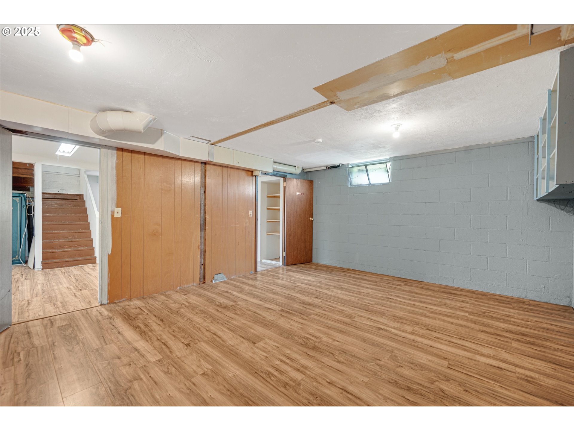 property viewer photo 26