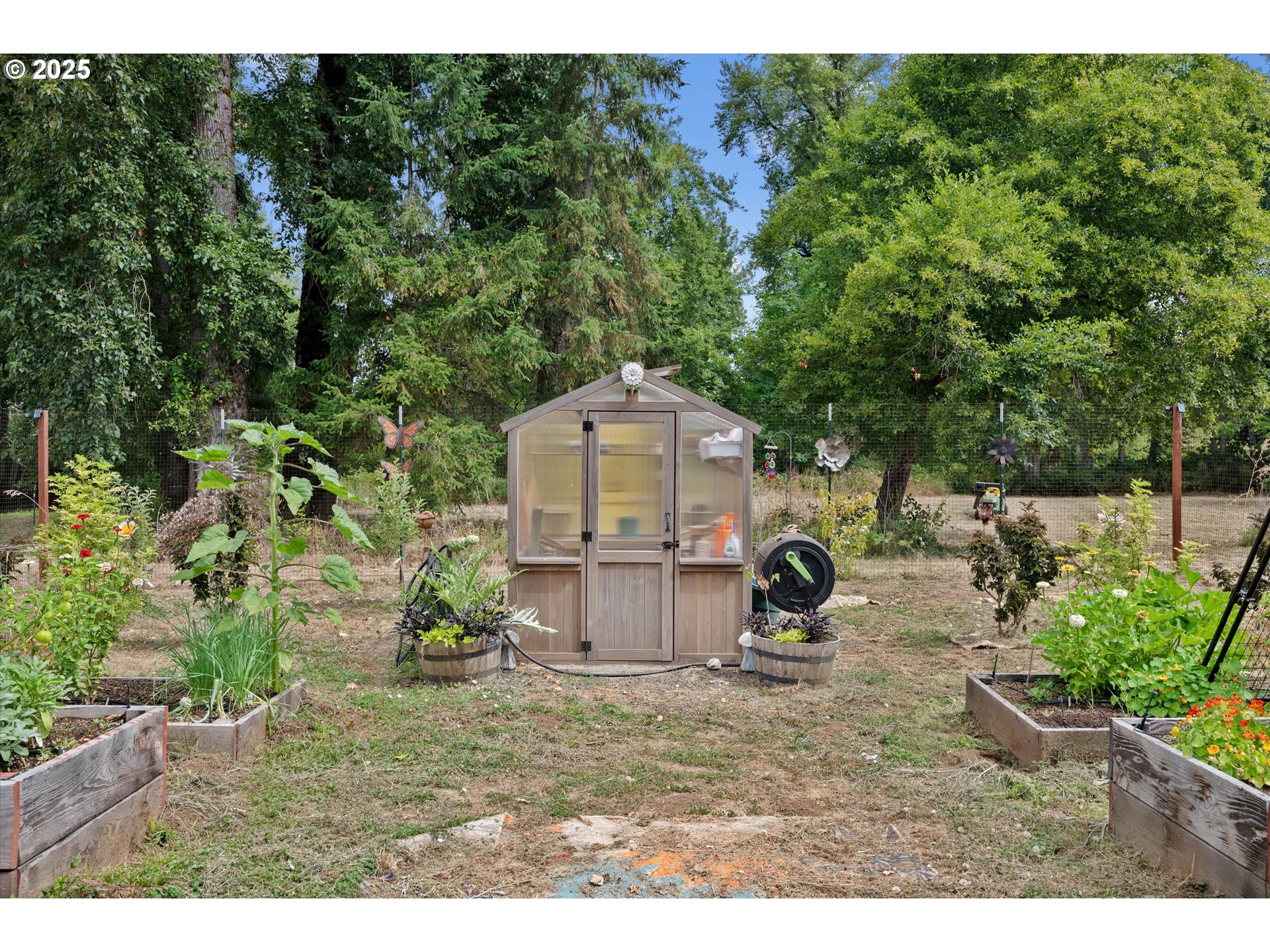 property viewer photo 32