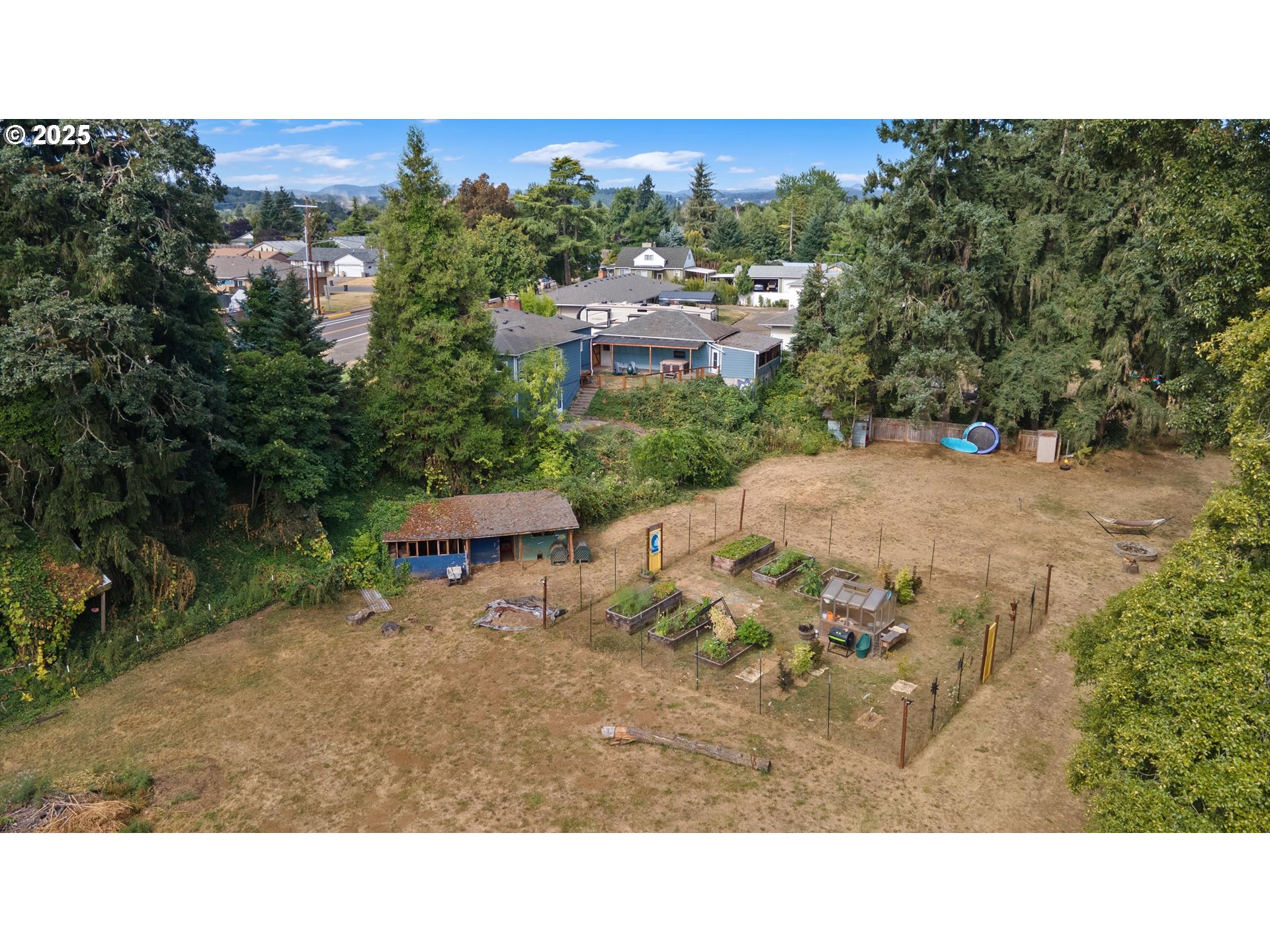 property viewer photo 35