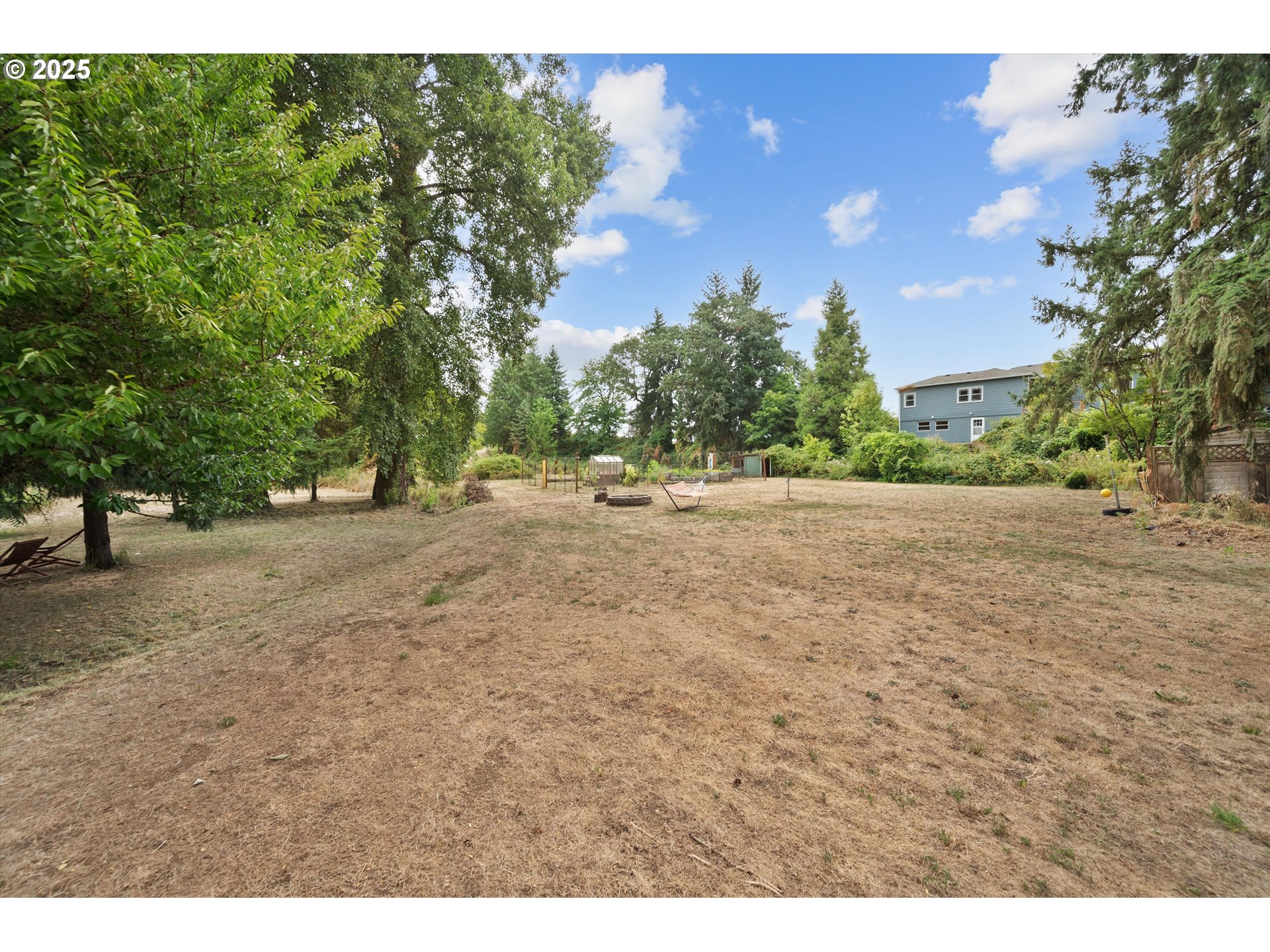 property viewer photo 37