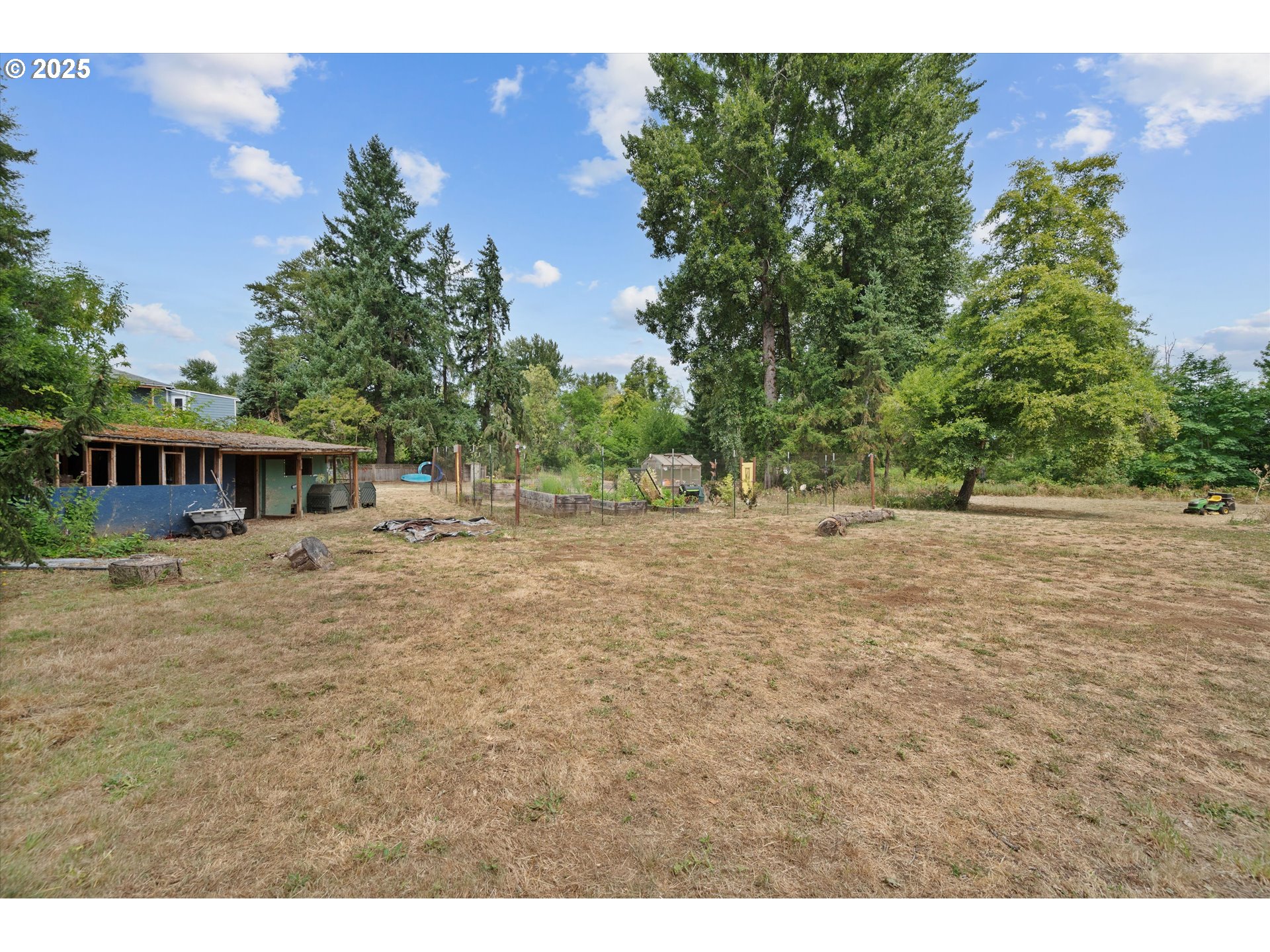 property viewer photo 39