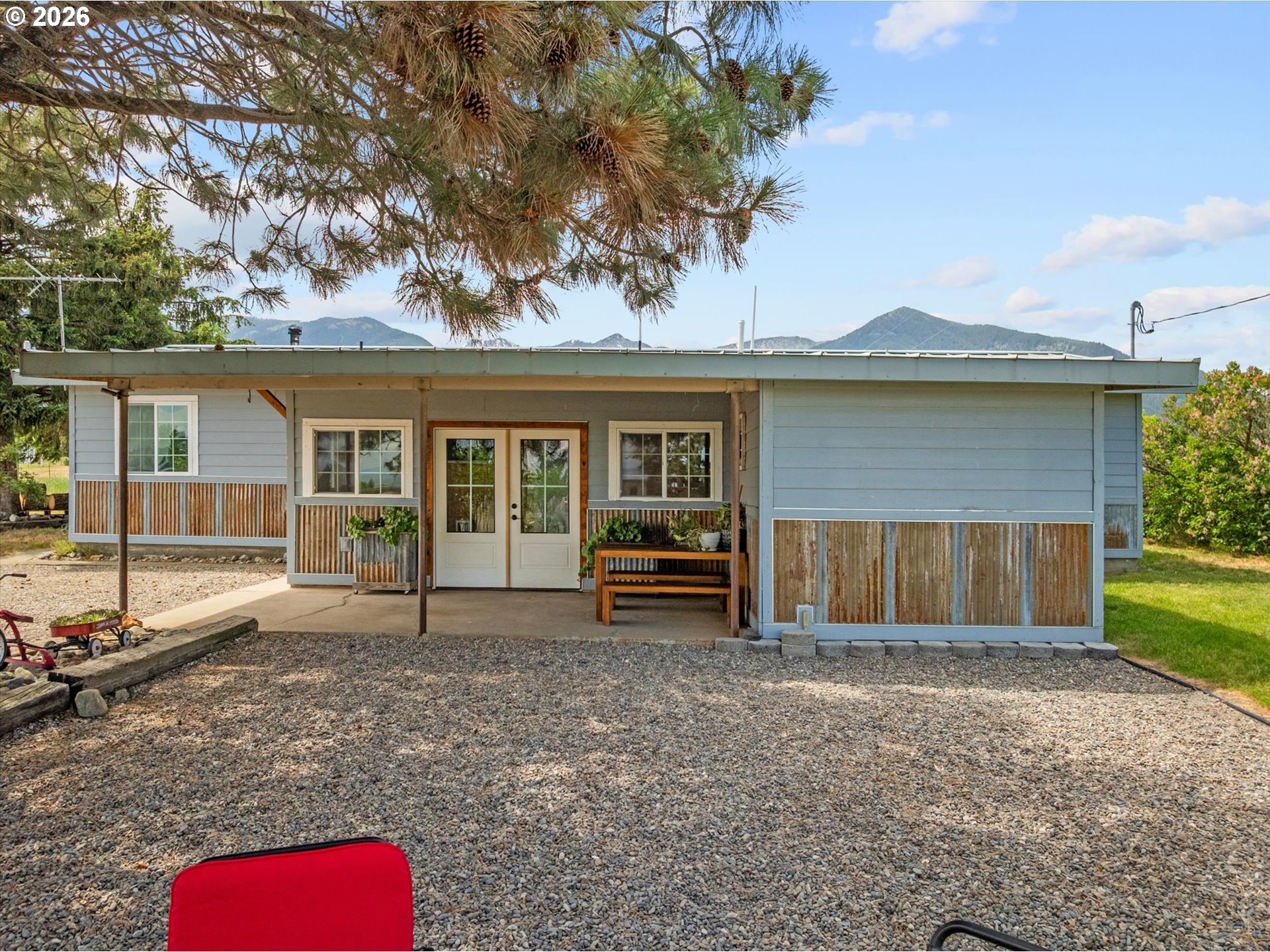 main property photo 1