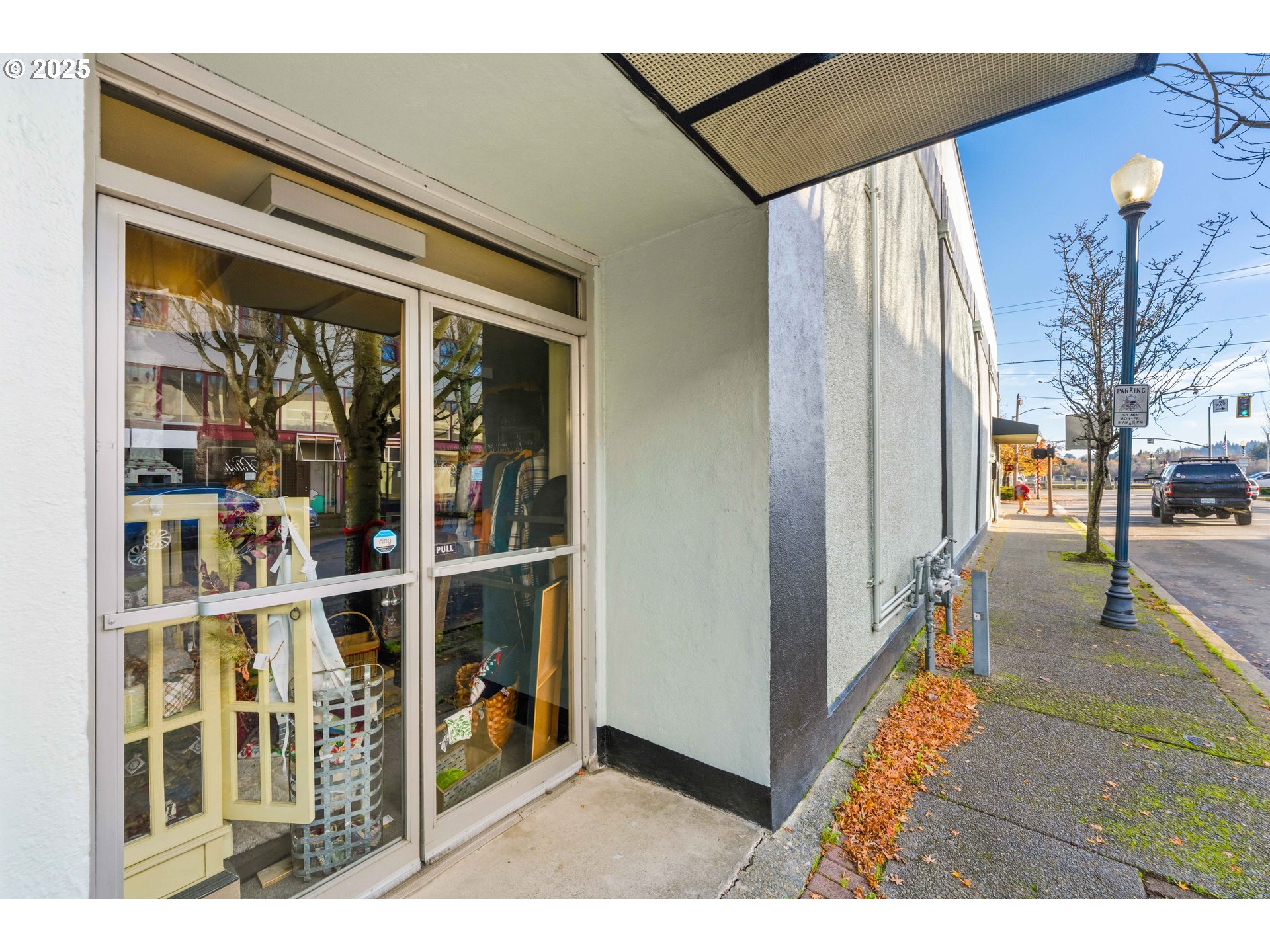 main property photo 21