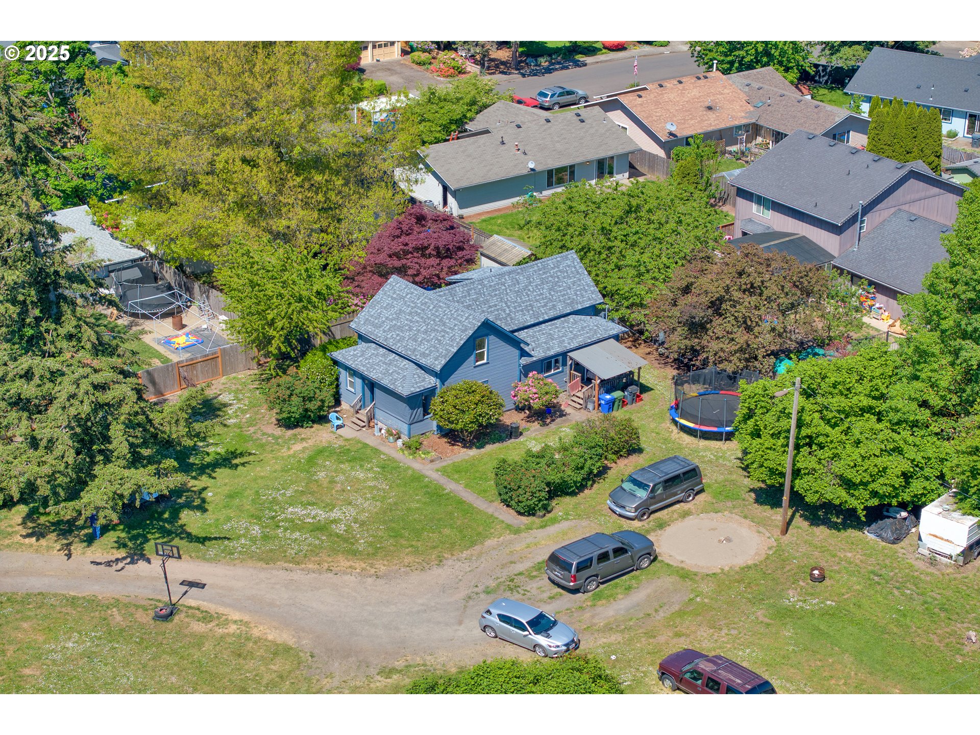 main property photo 15