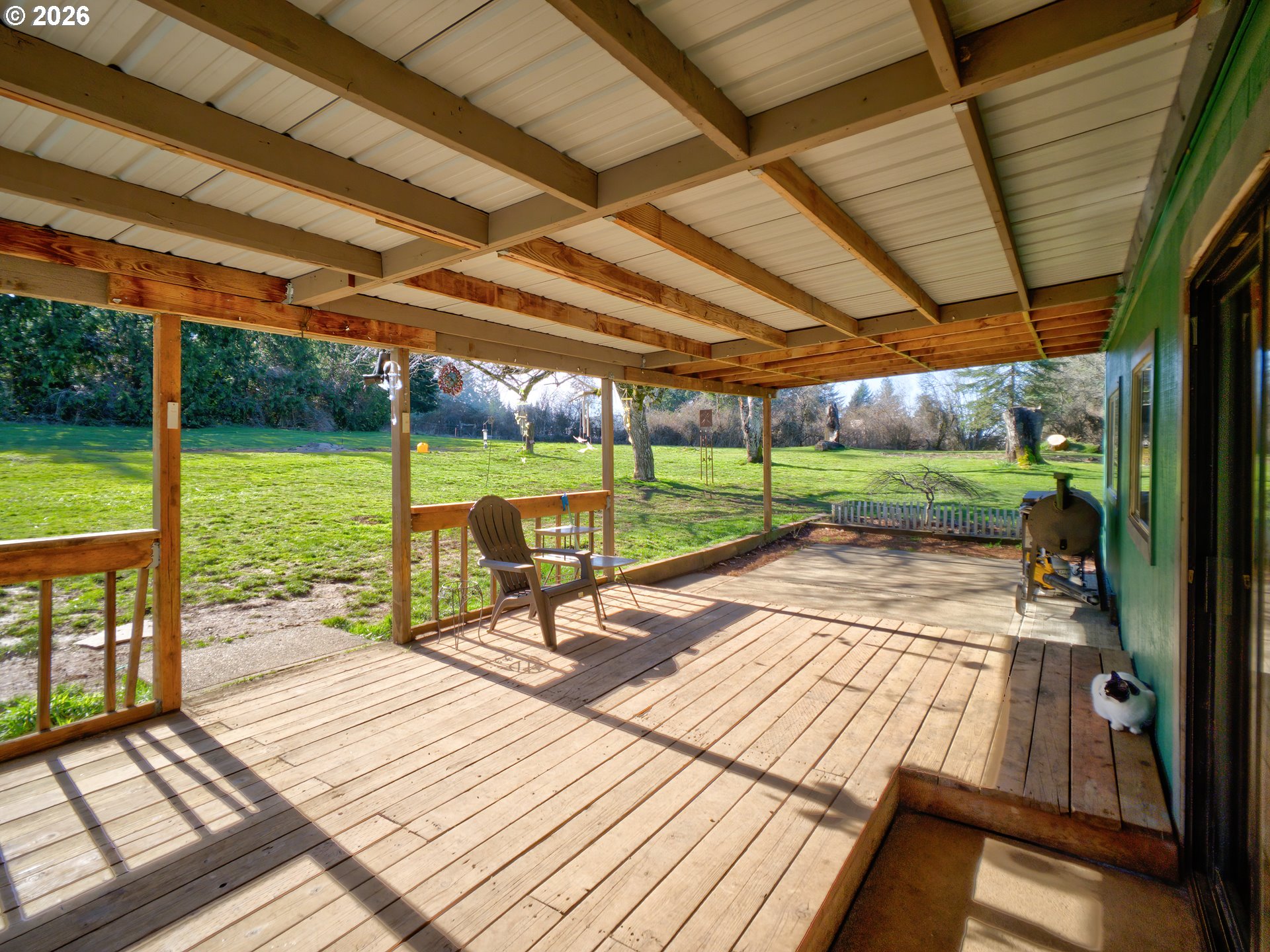 main property photo 13