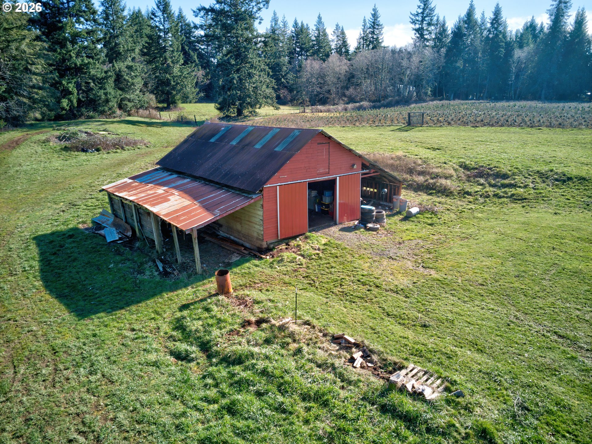 main property photo 16