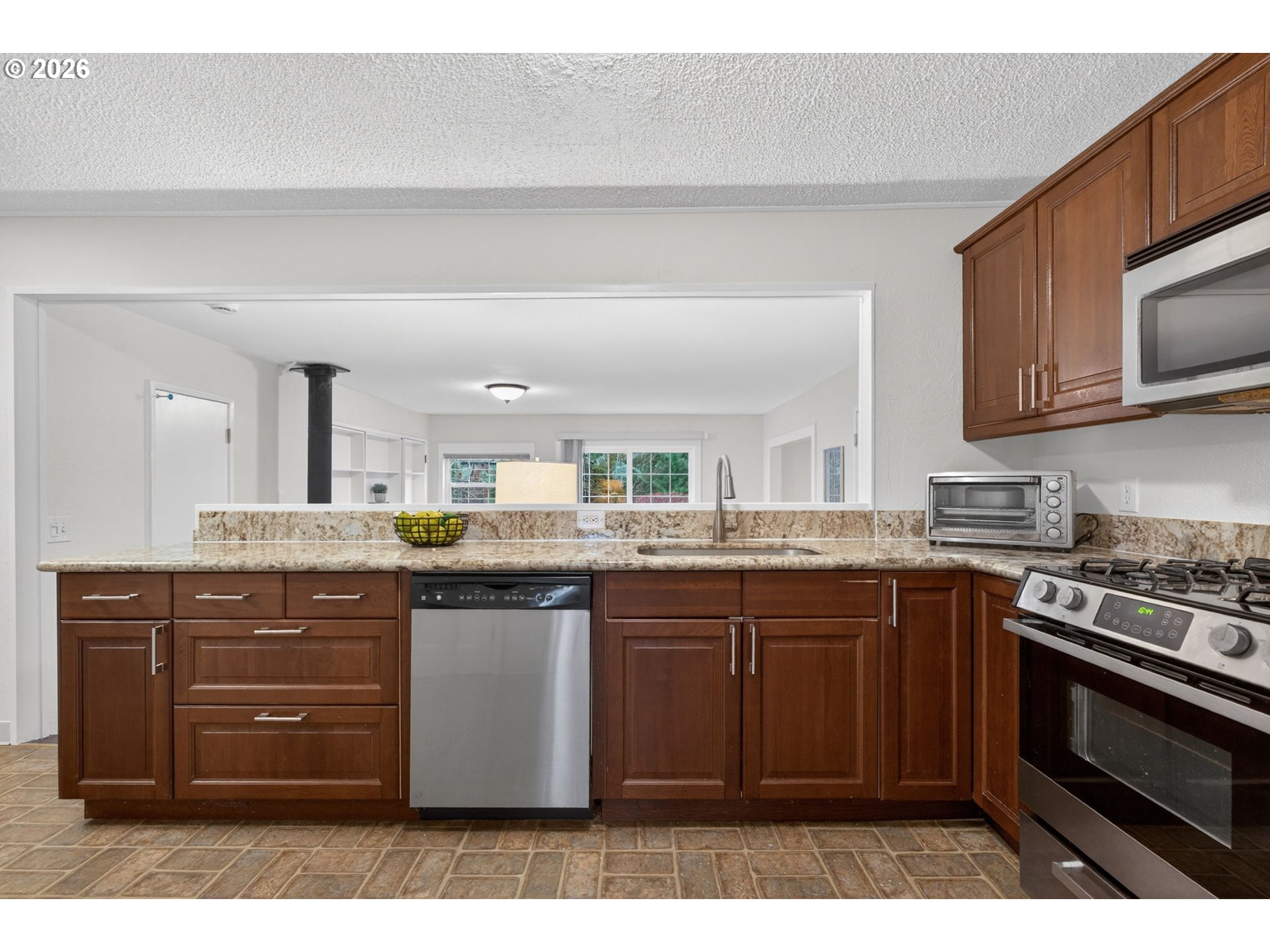 property viewer photo 10