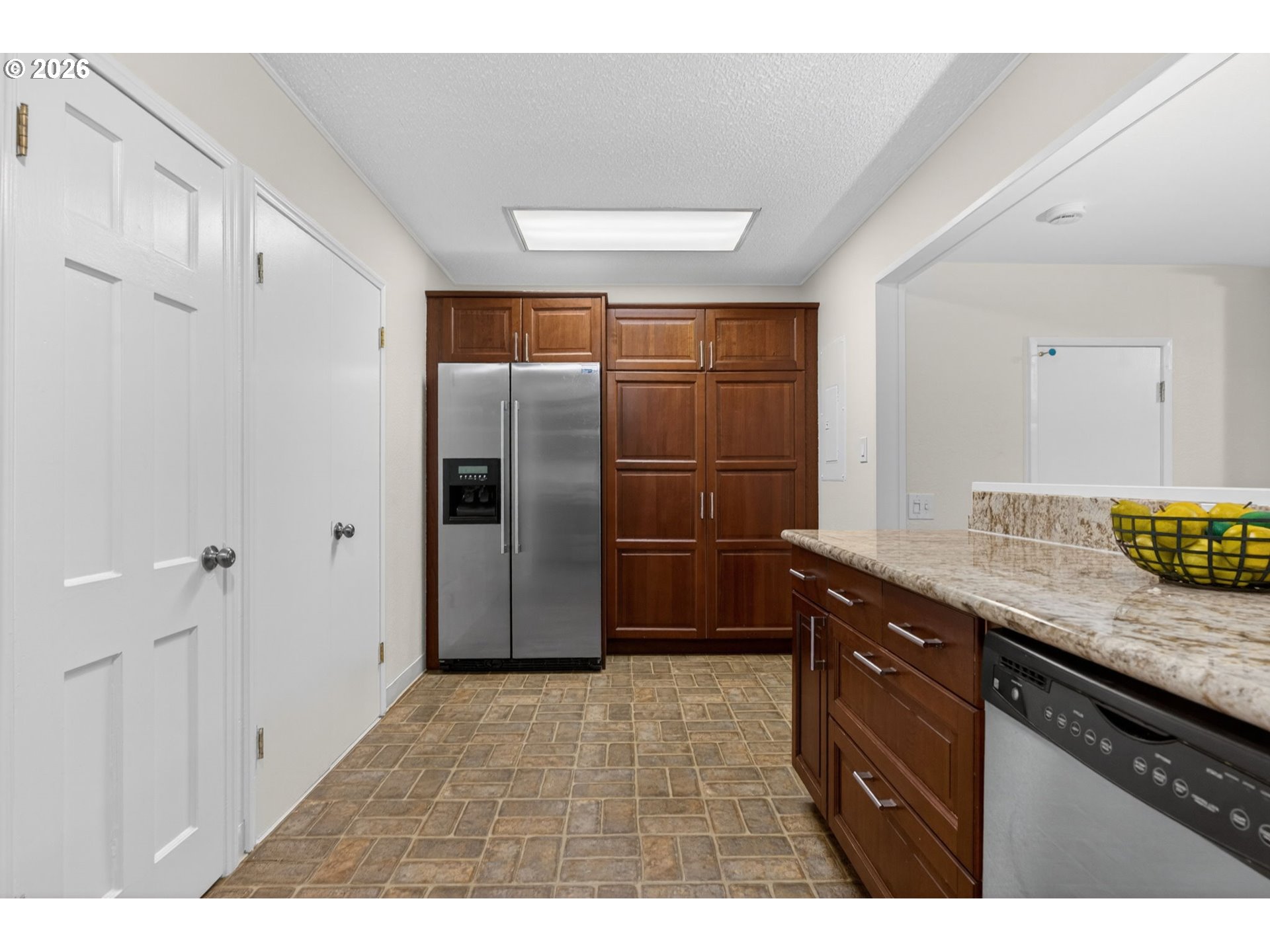 property viewer photo 12