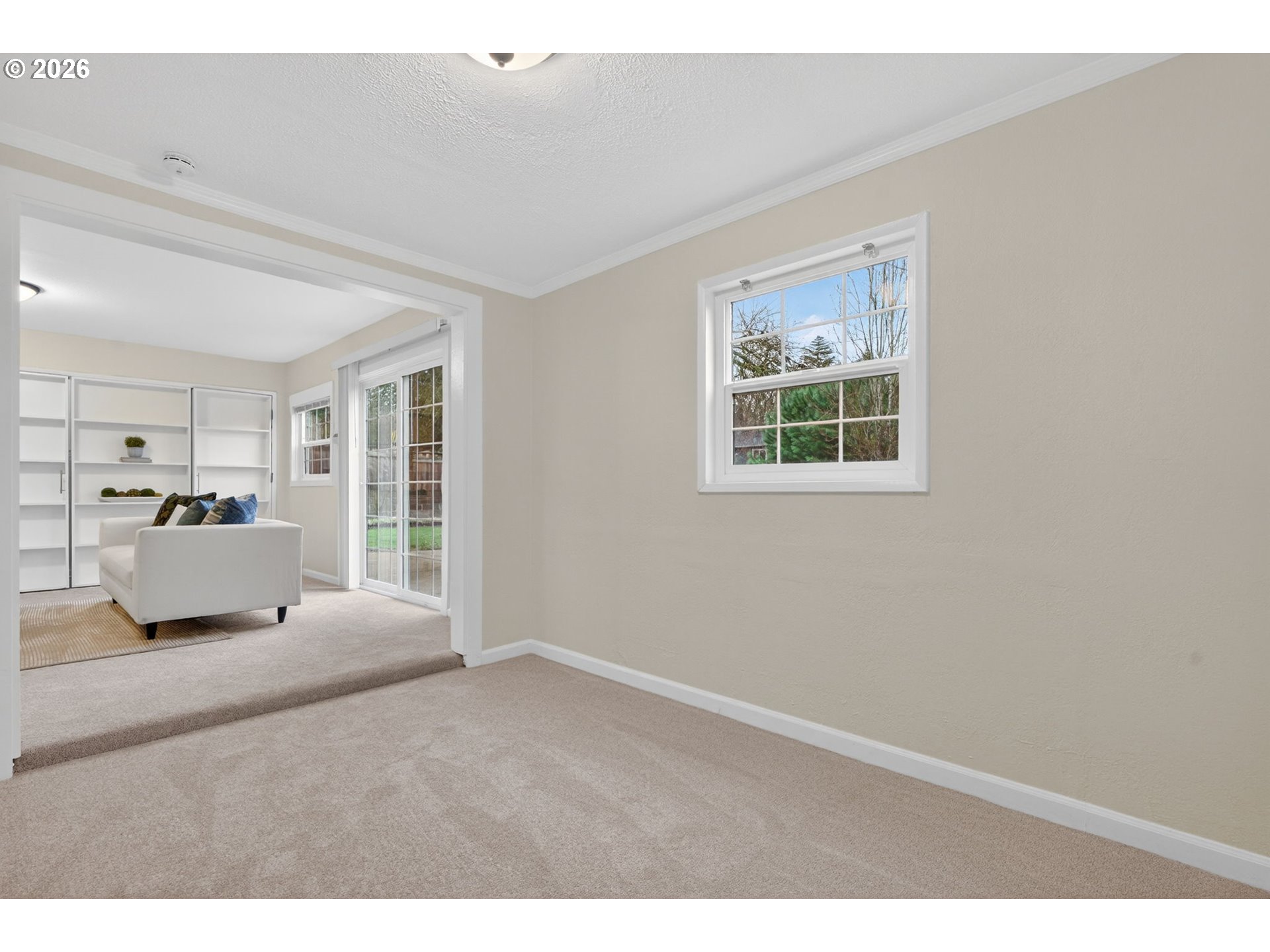 property viewer photo 18
