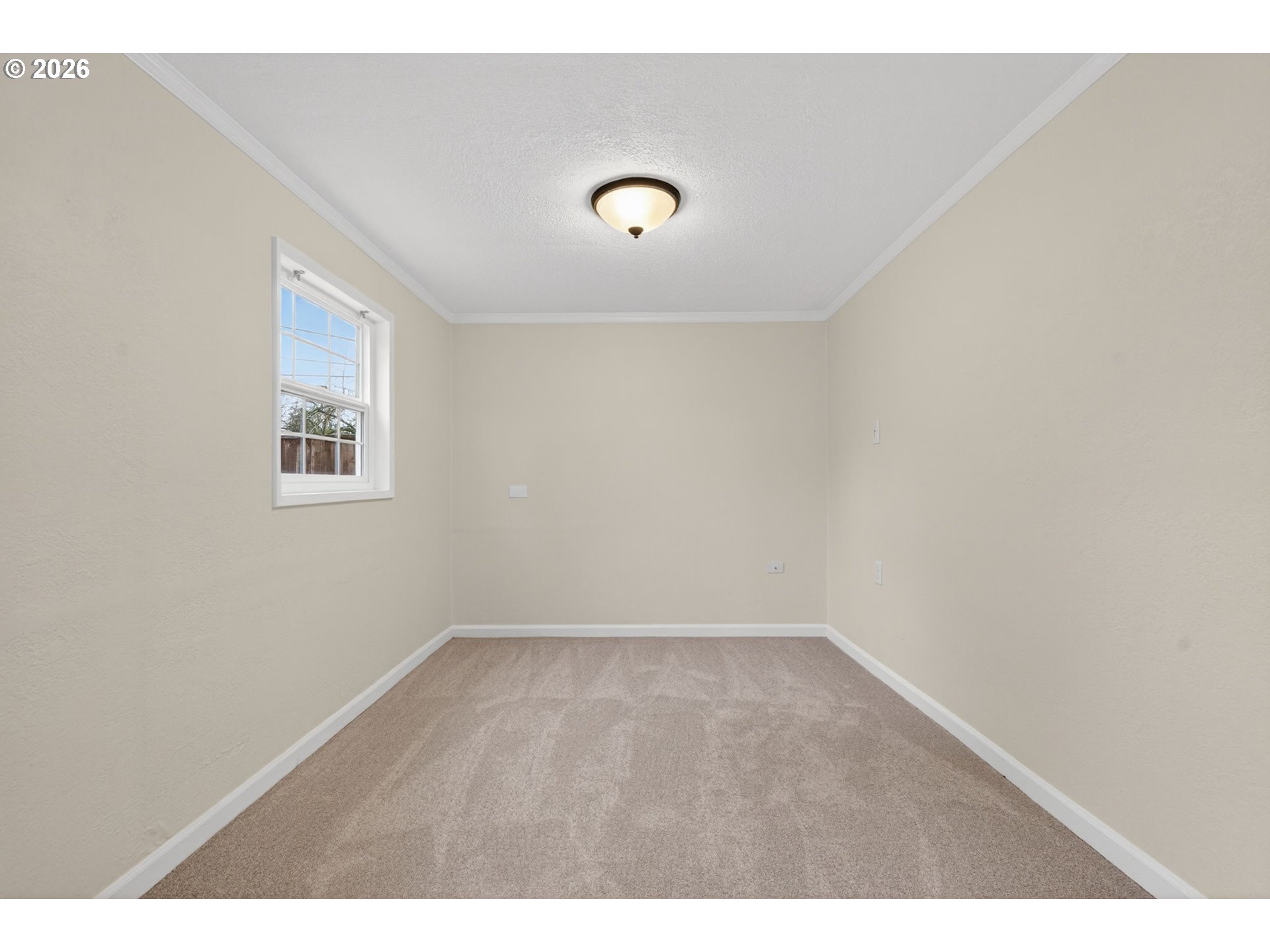 property viewer photo 19