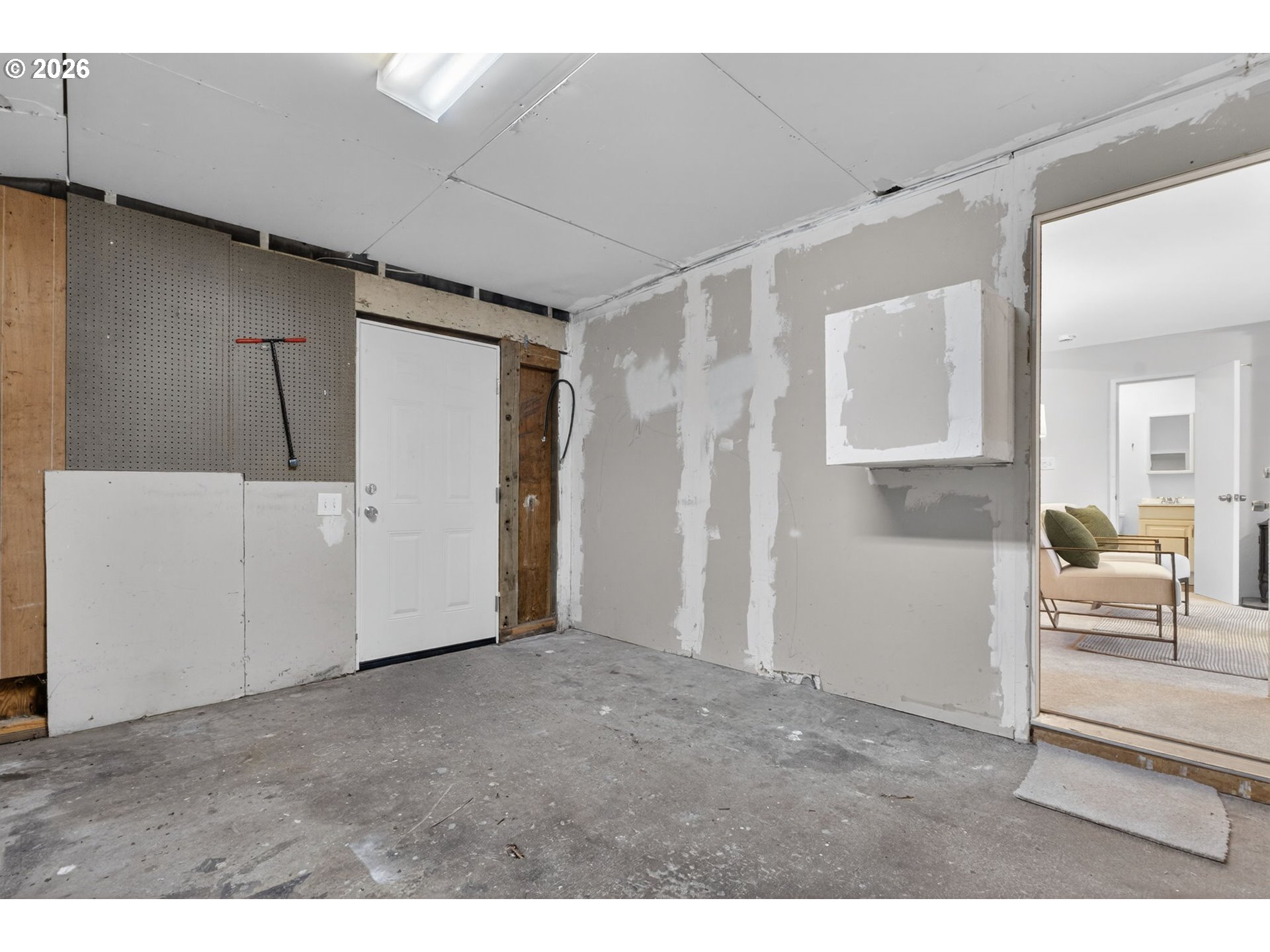 property viewer photo 27
