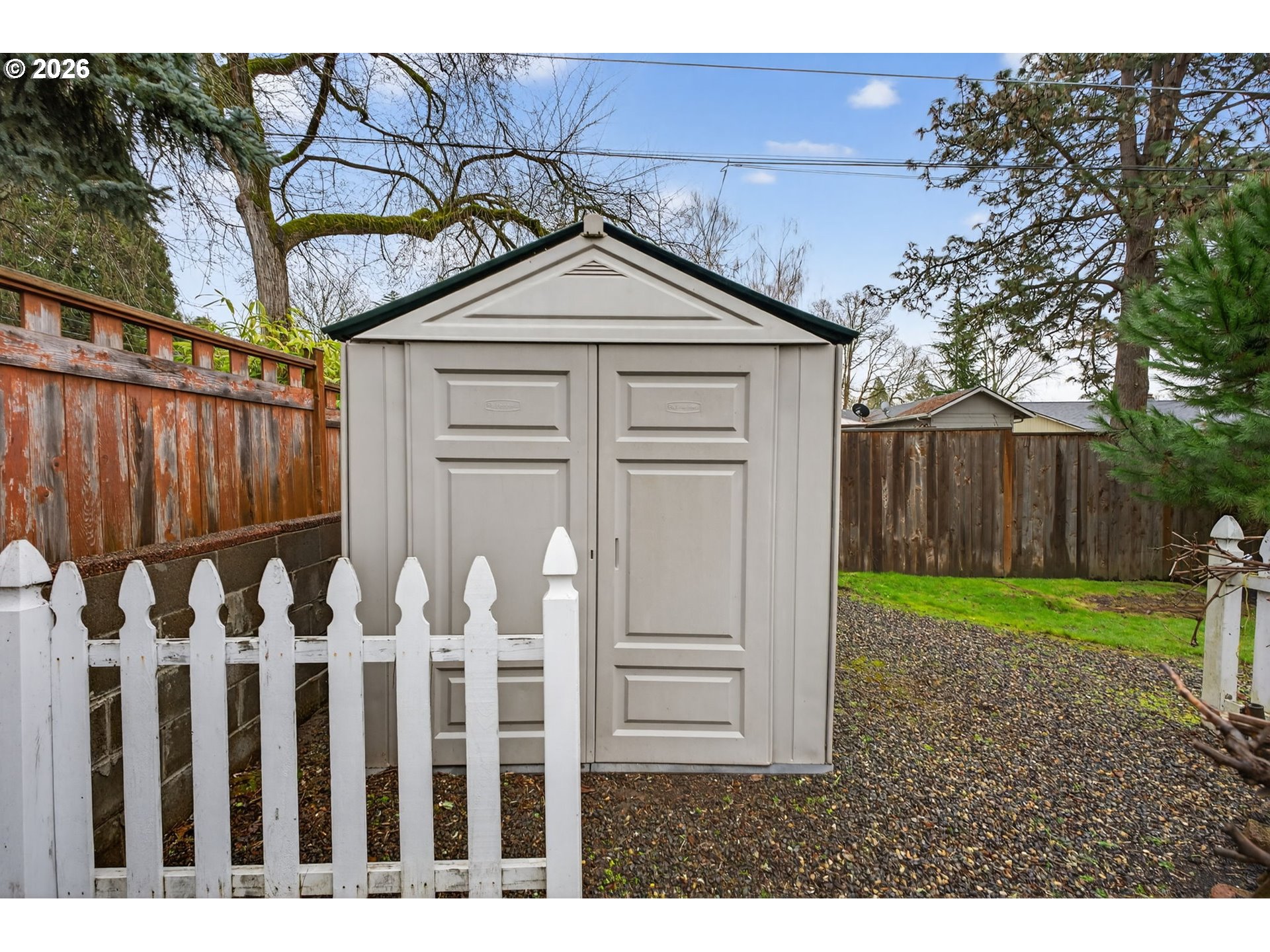 property viewer photo 35