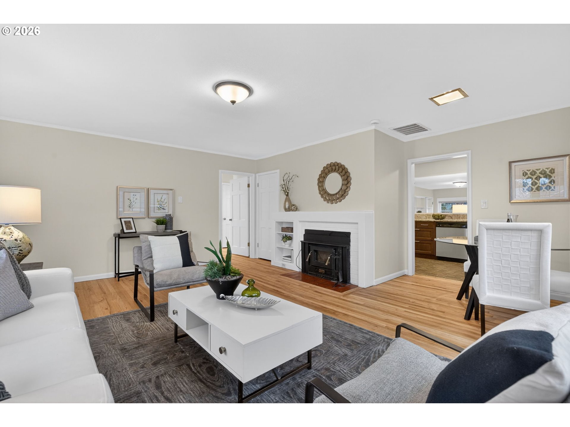 property viewer photo 5