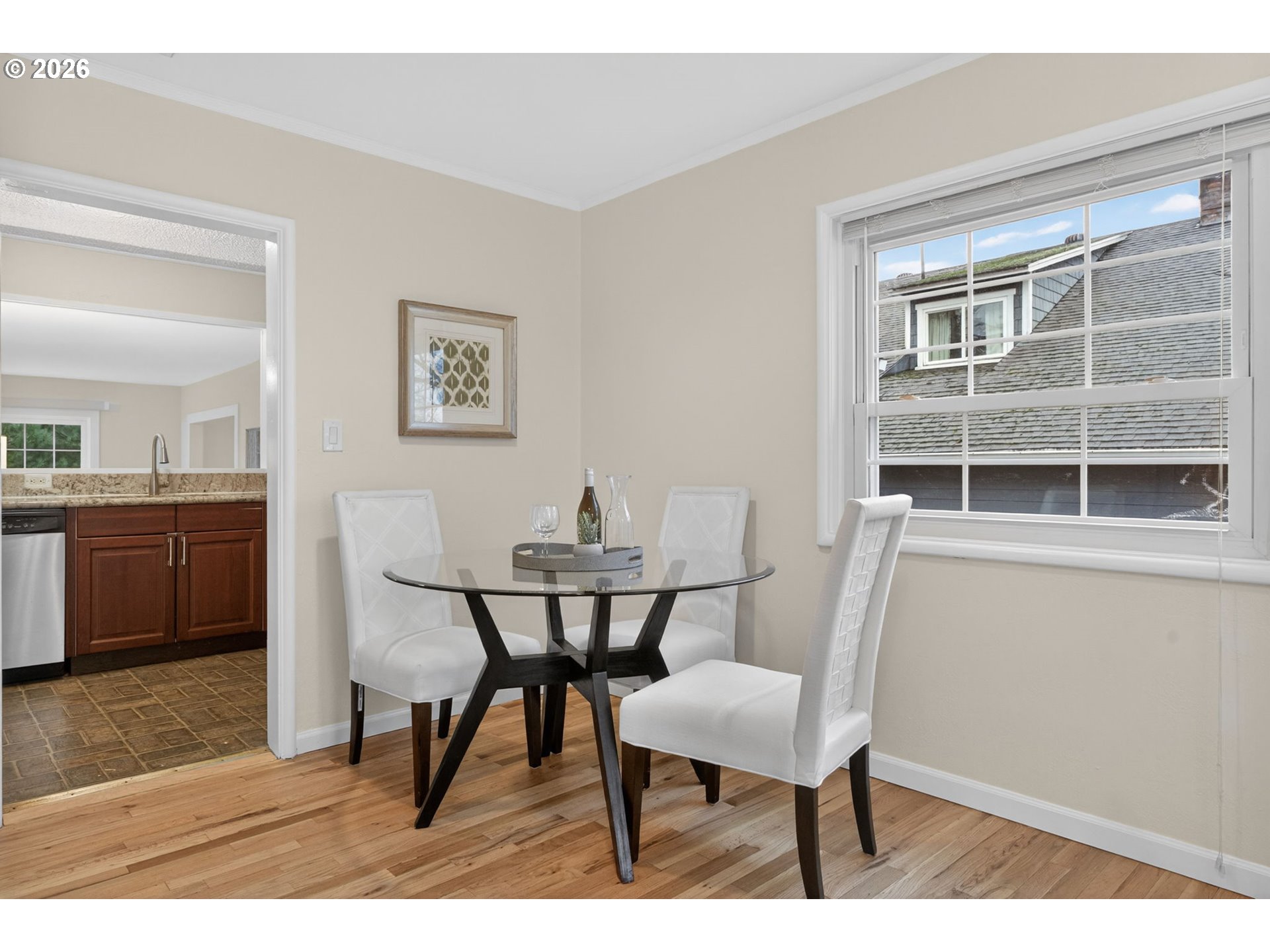 property viewer photo 7
