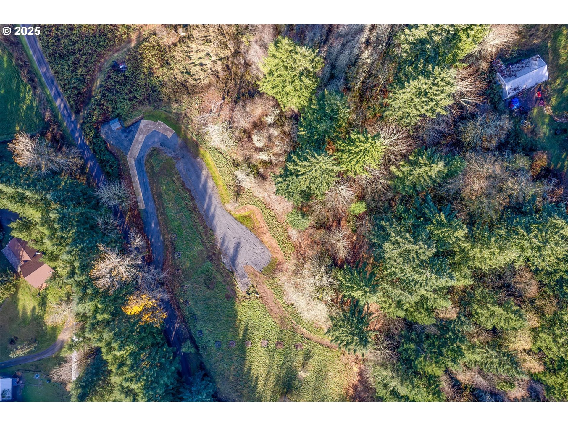 main property photo 7
