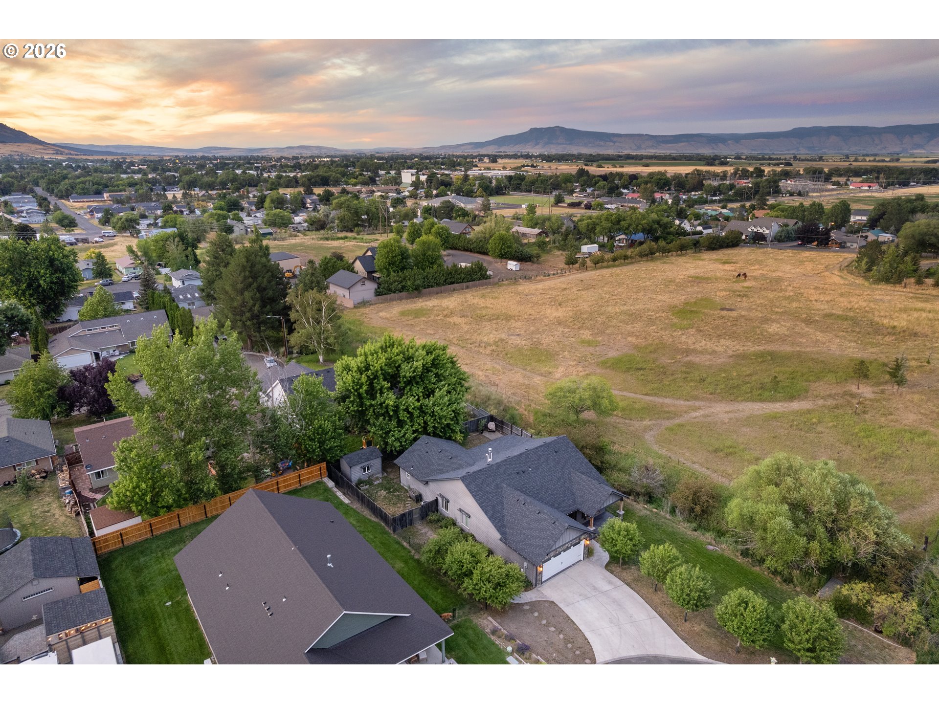 main property photo 20