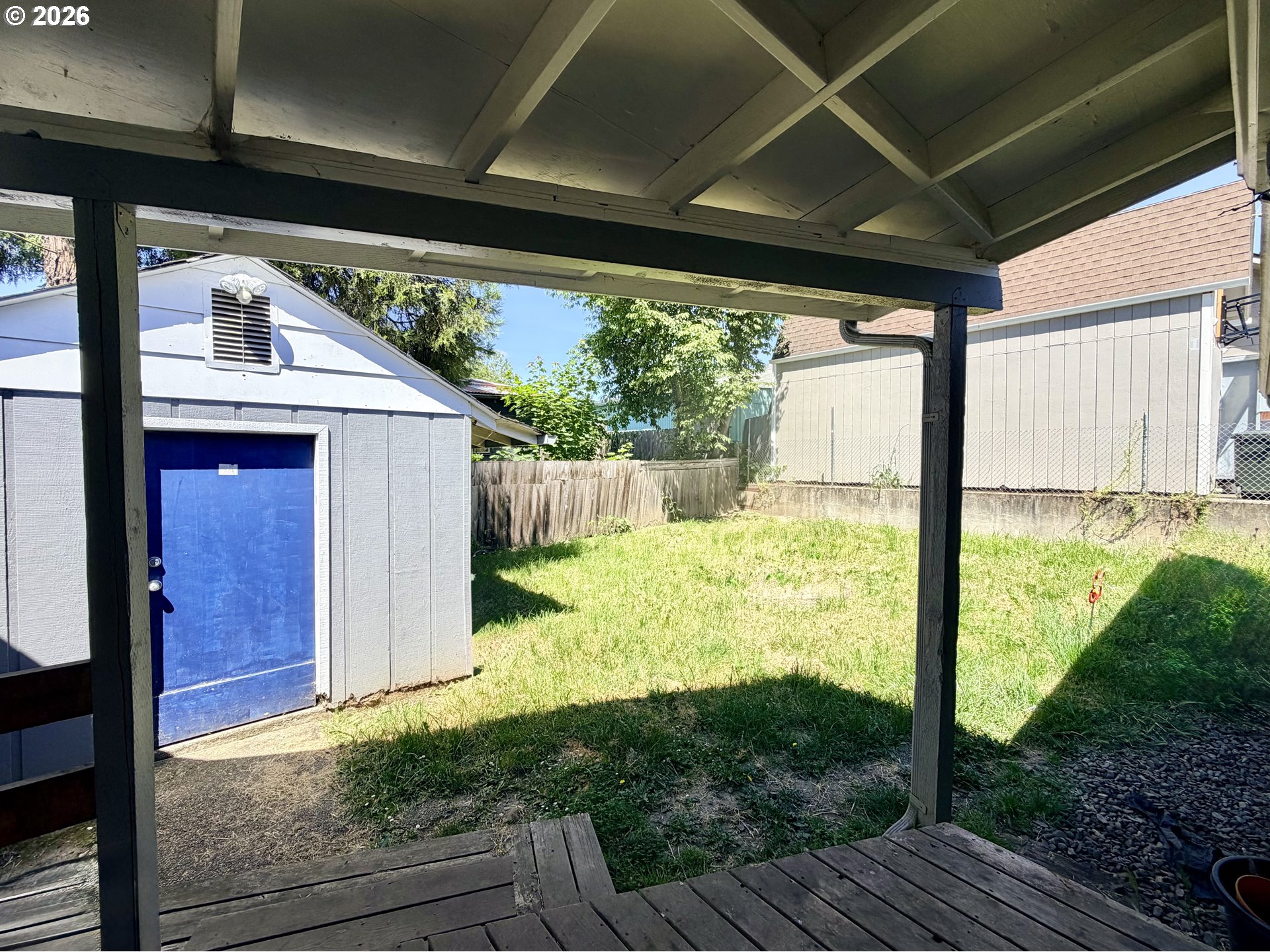 main property photo 13