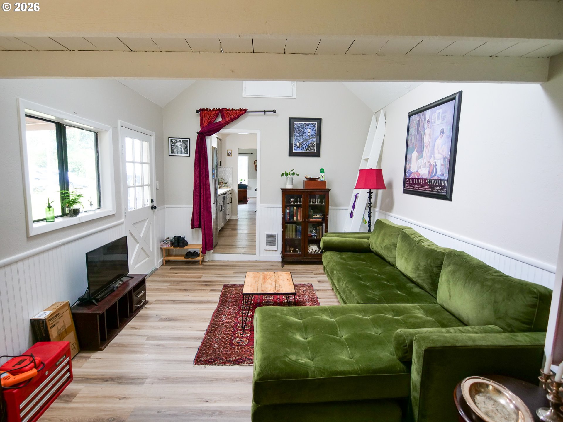 main property photo 25