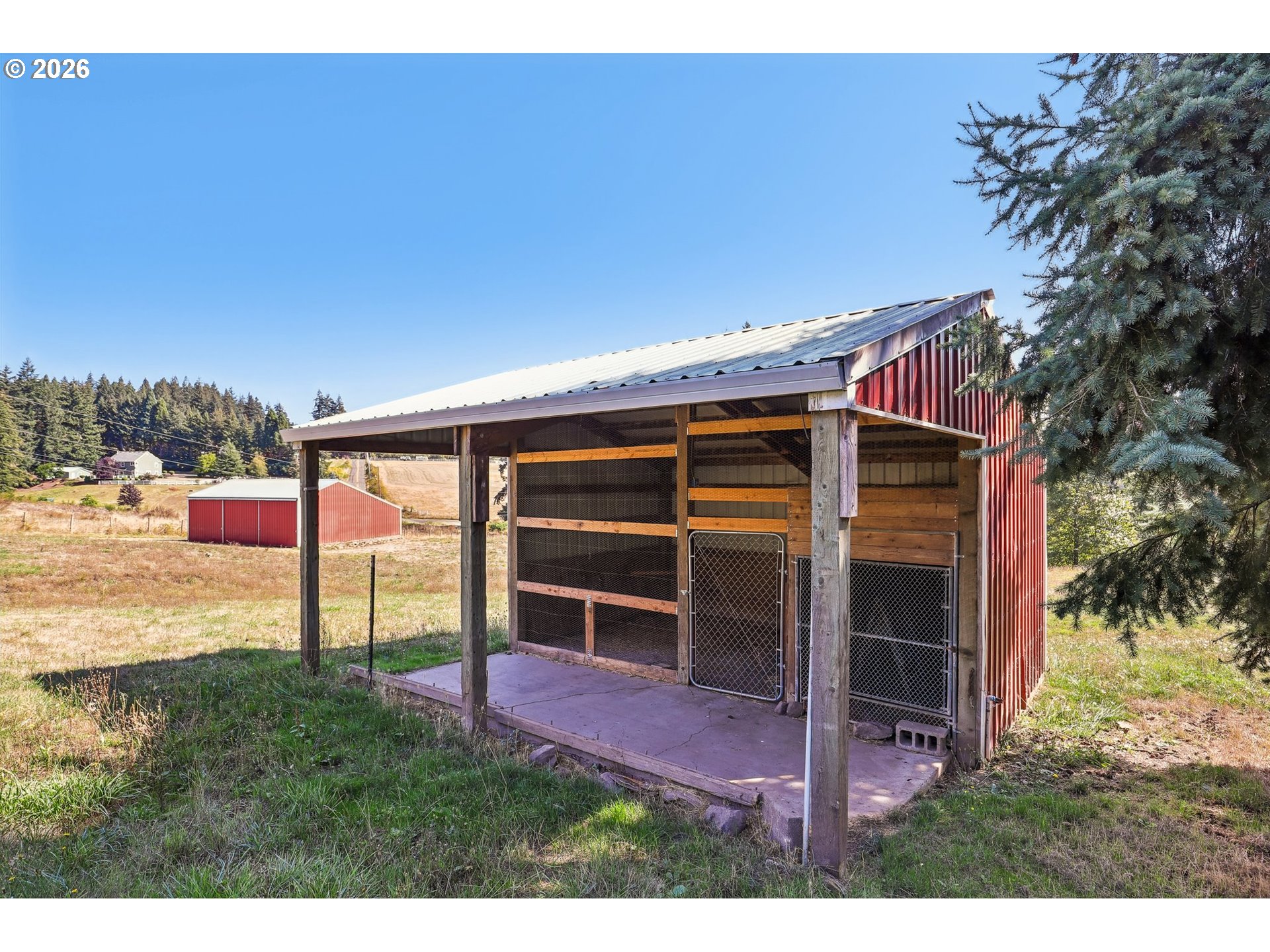 main property photo 40