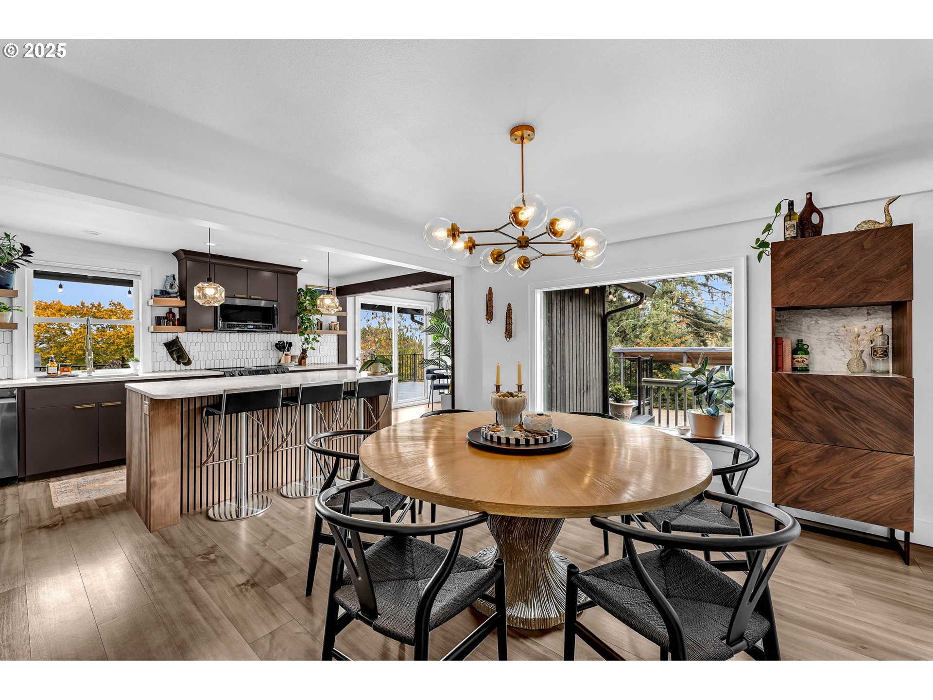 property viewer photo 14