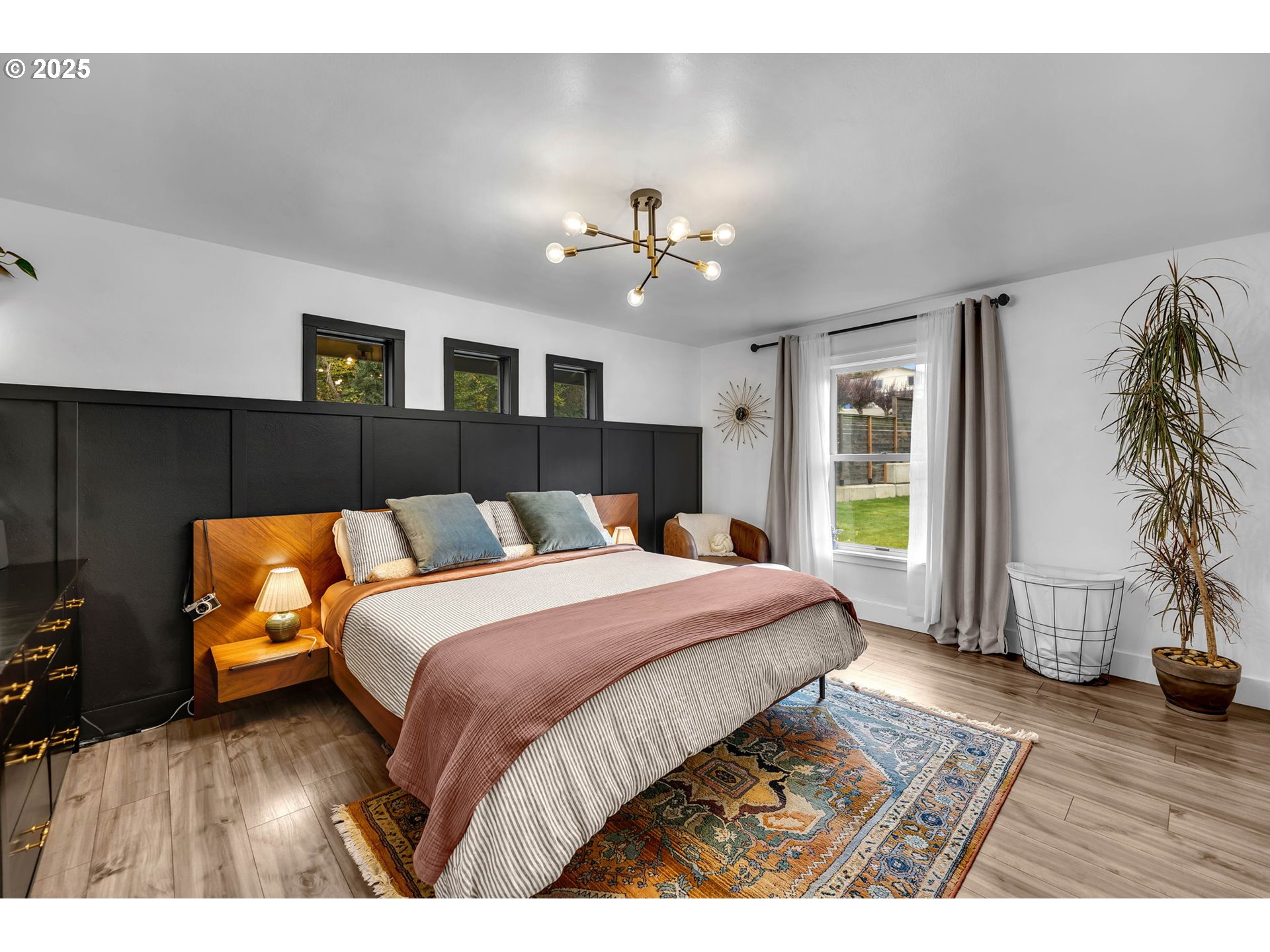 property viewer photo 25