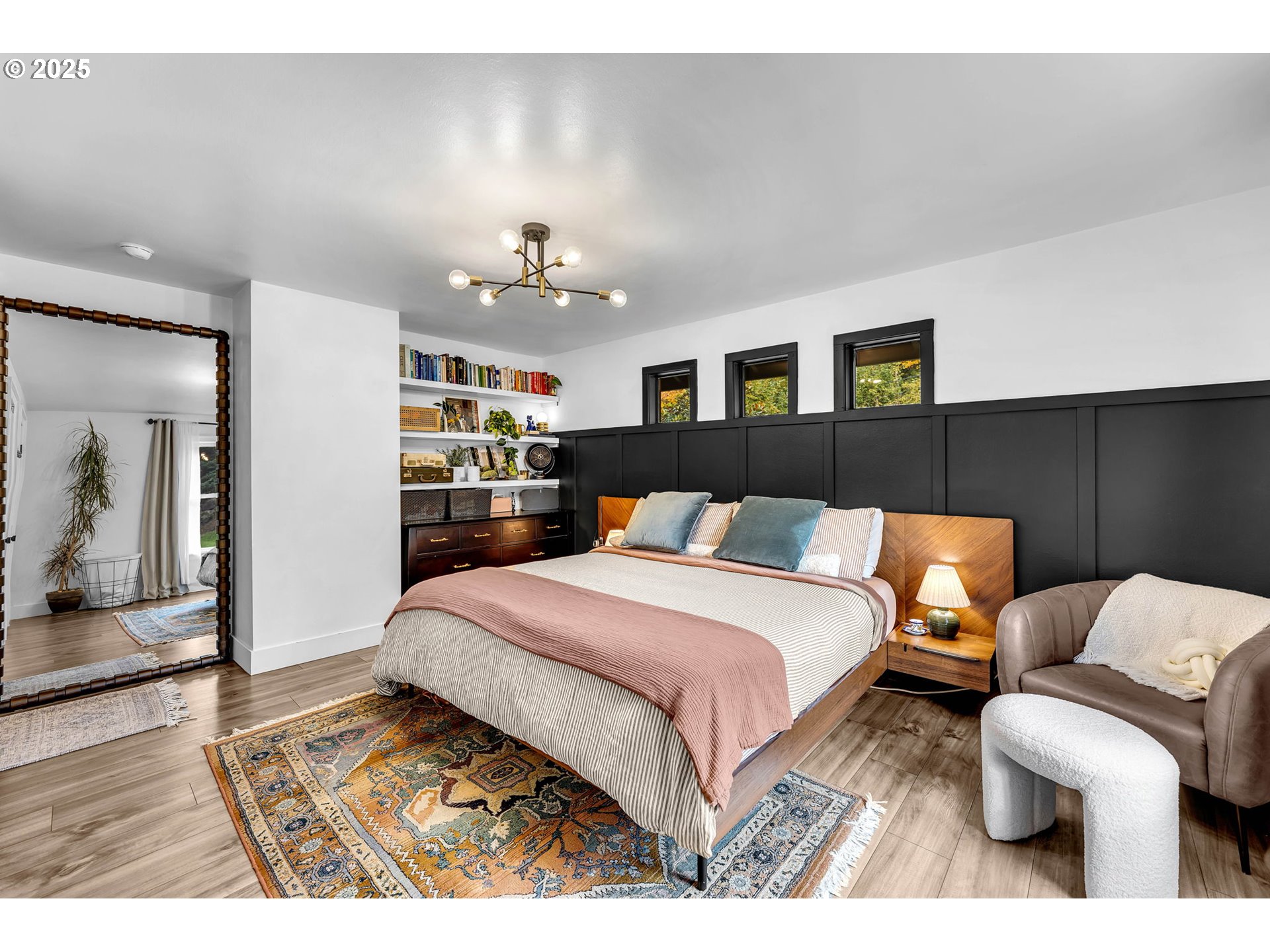 property viewer photo 26