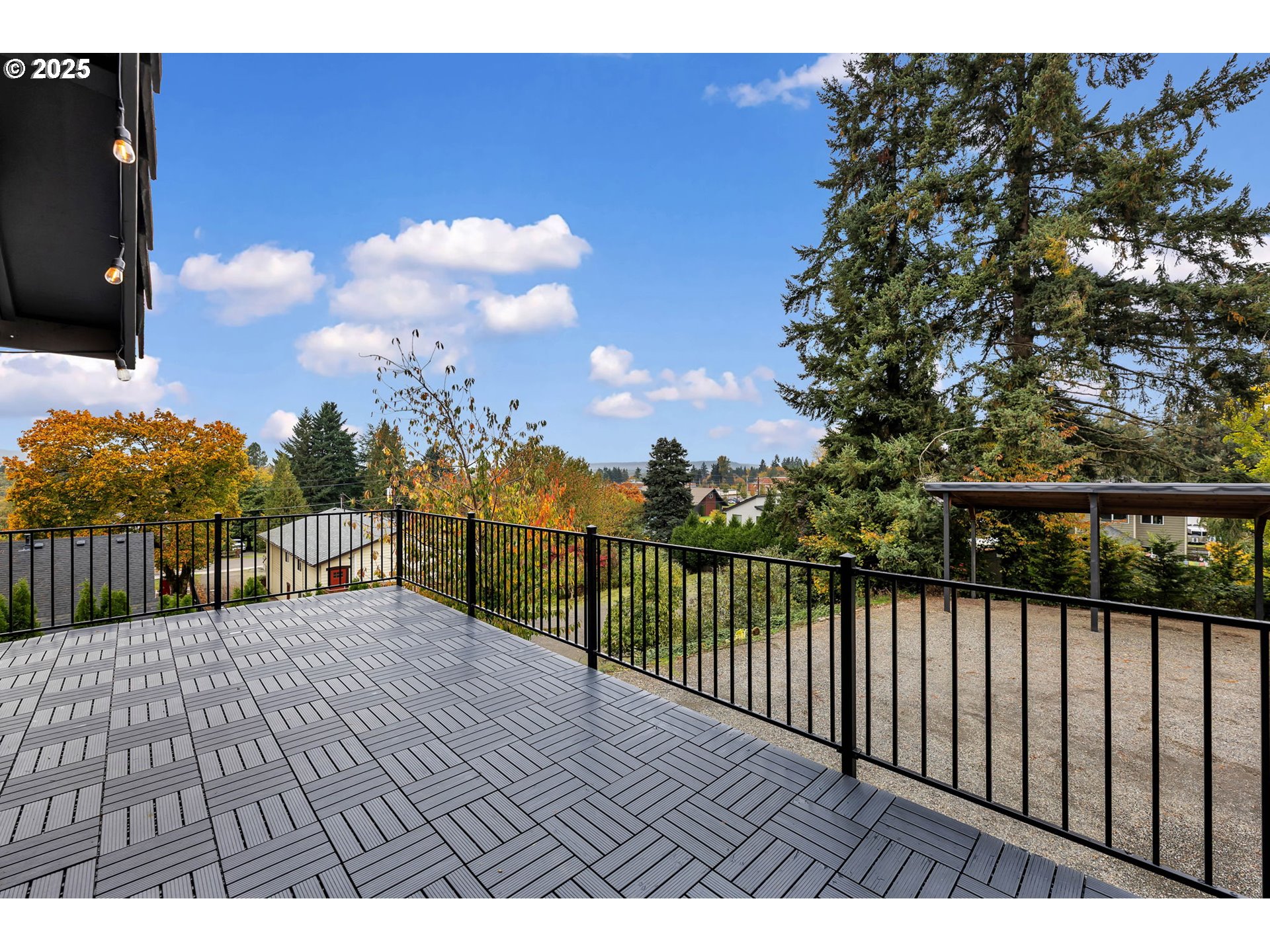property viewer photo 36