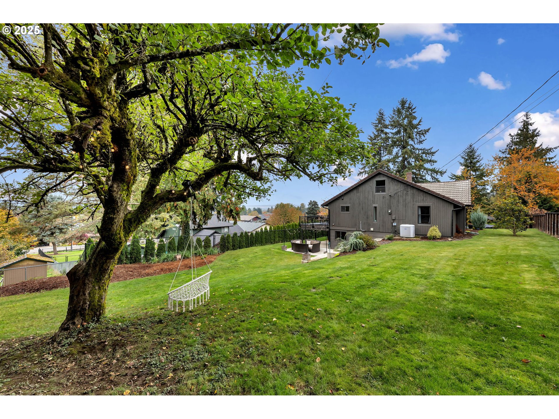 property viewer photo 38