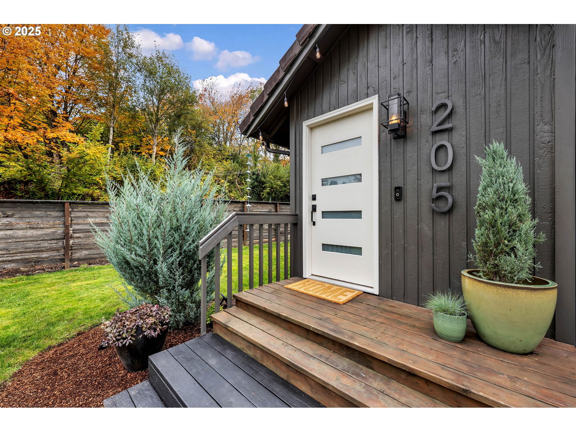 property viewer photo 4