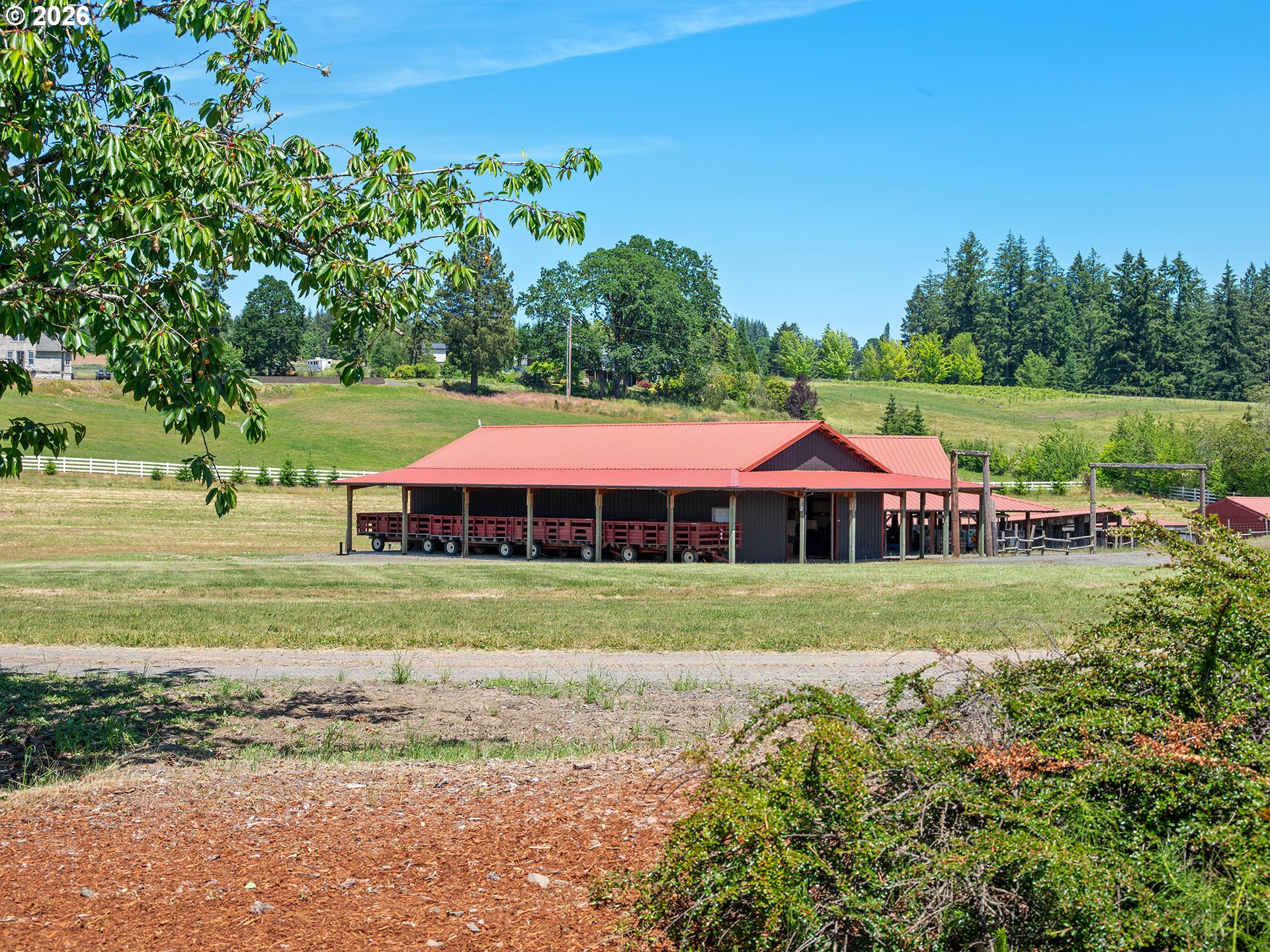 main property photo 33