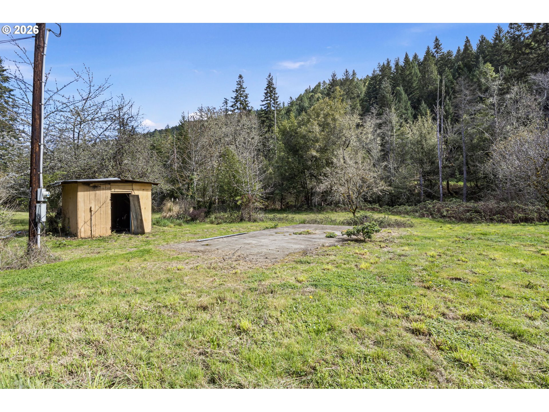 main property photo 14