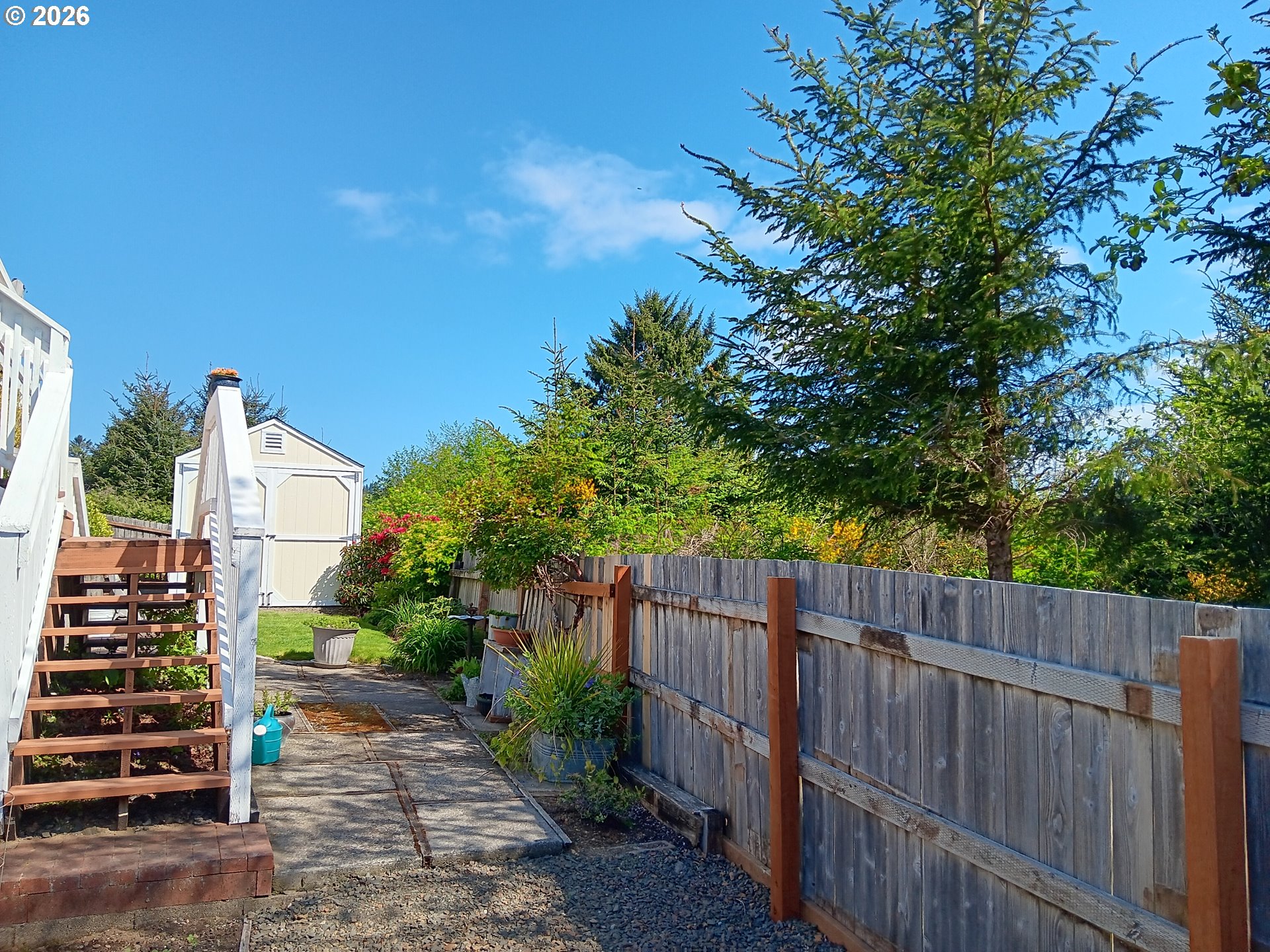 main property photo 32