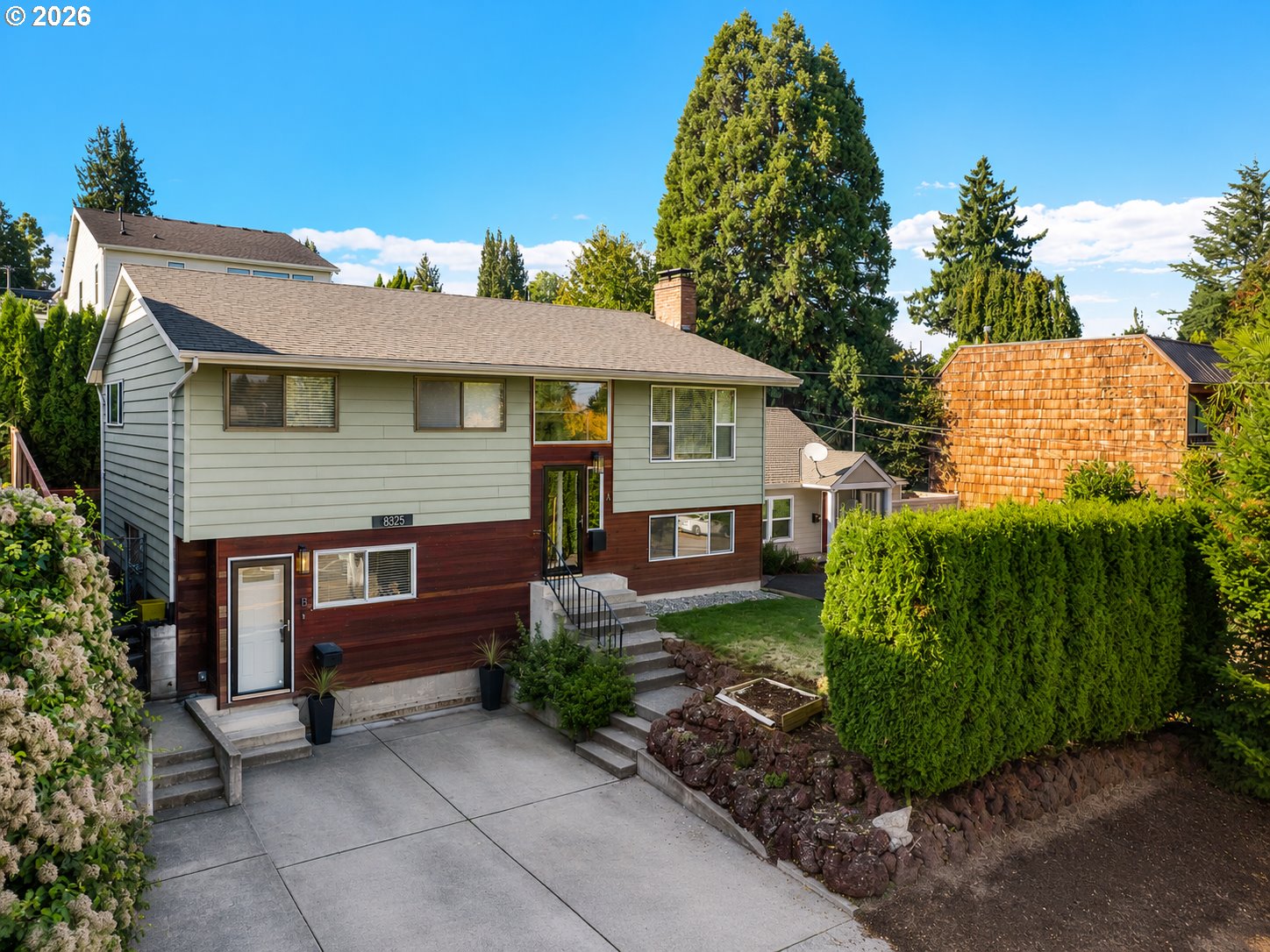 main property photo 0