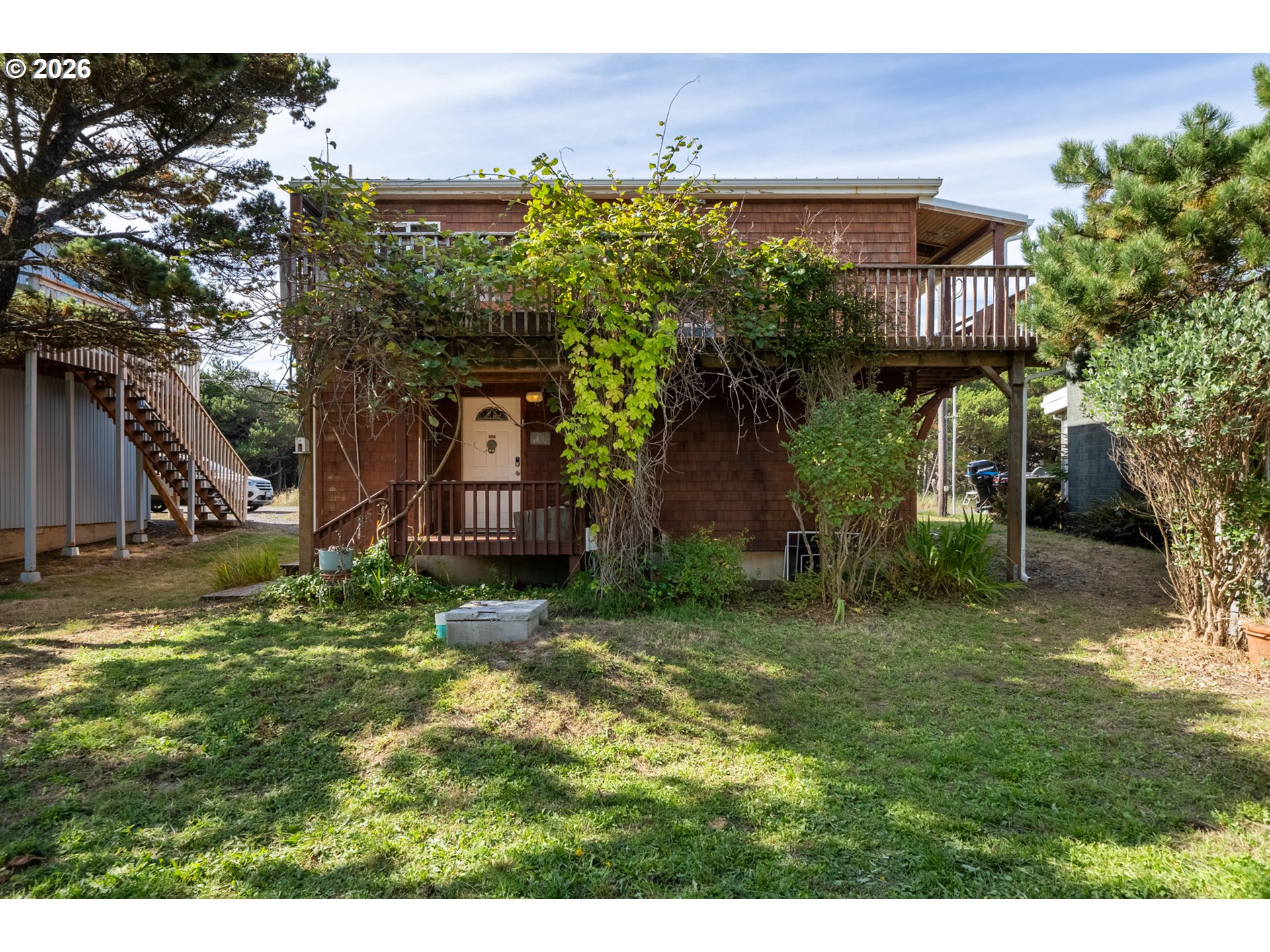 main property photo 20