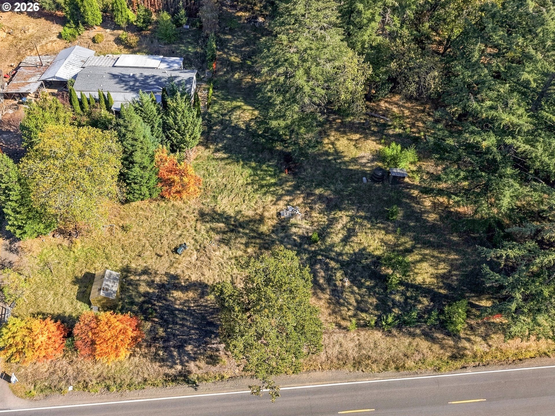 main property photo 37