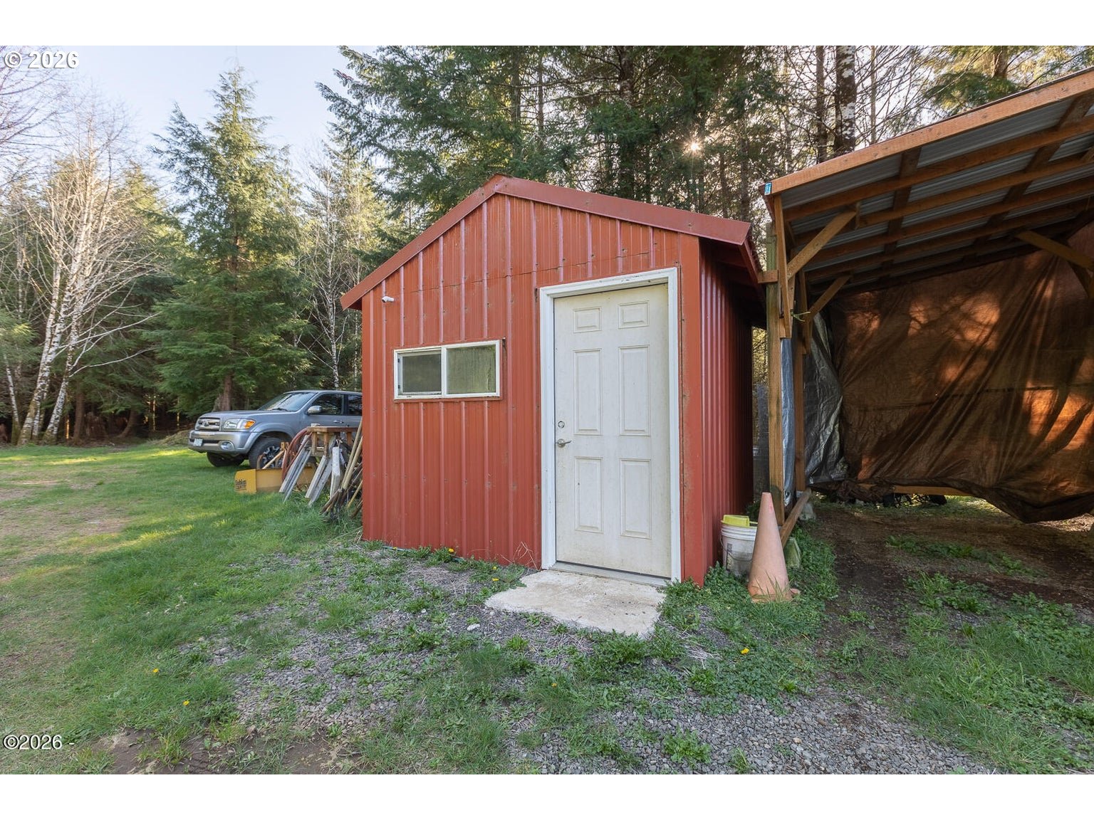 main property photo 41