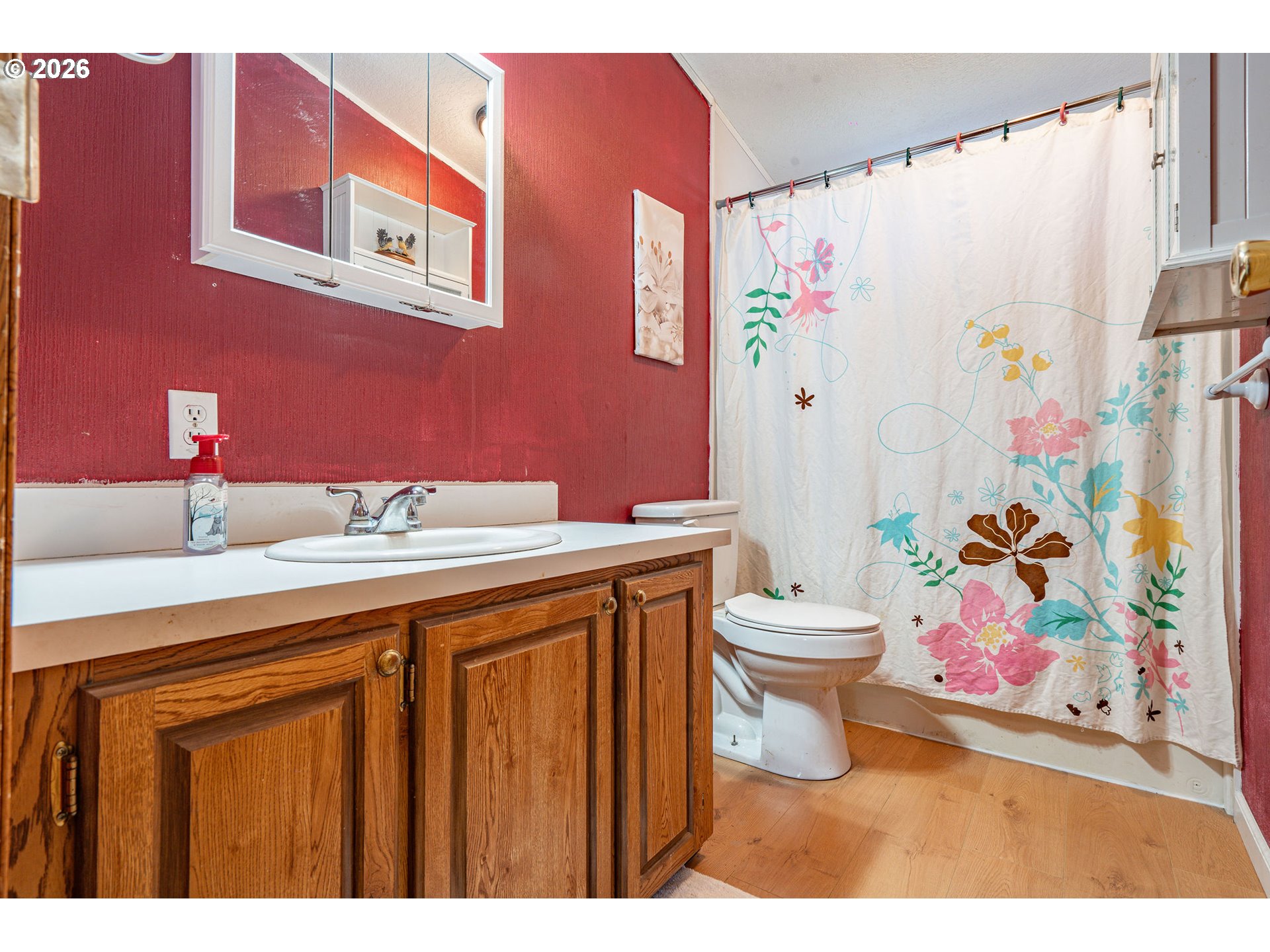property viewer photo 6