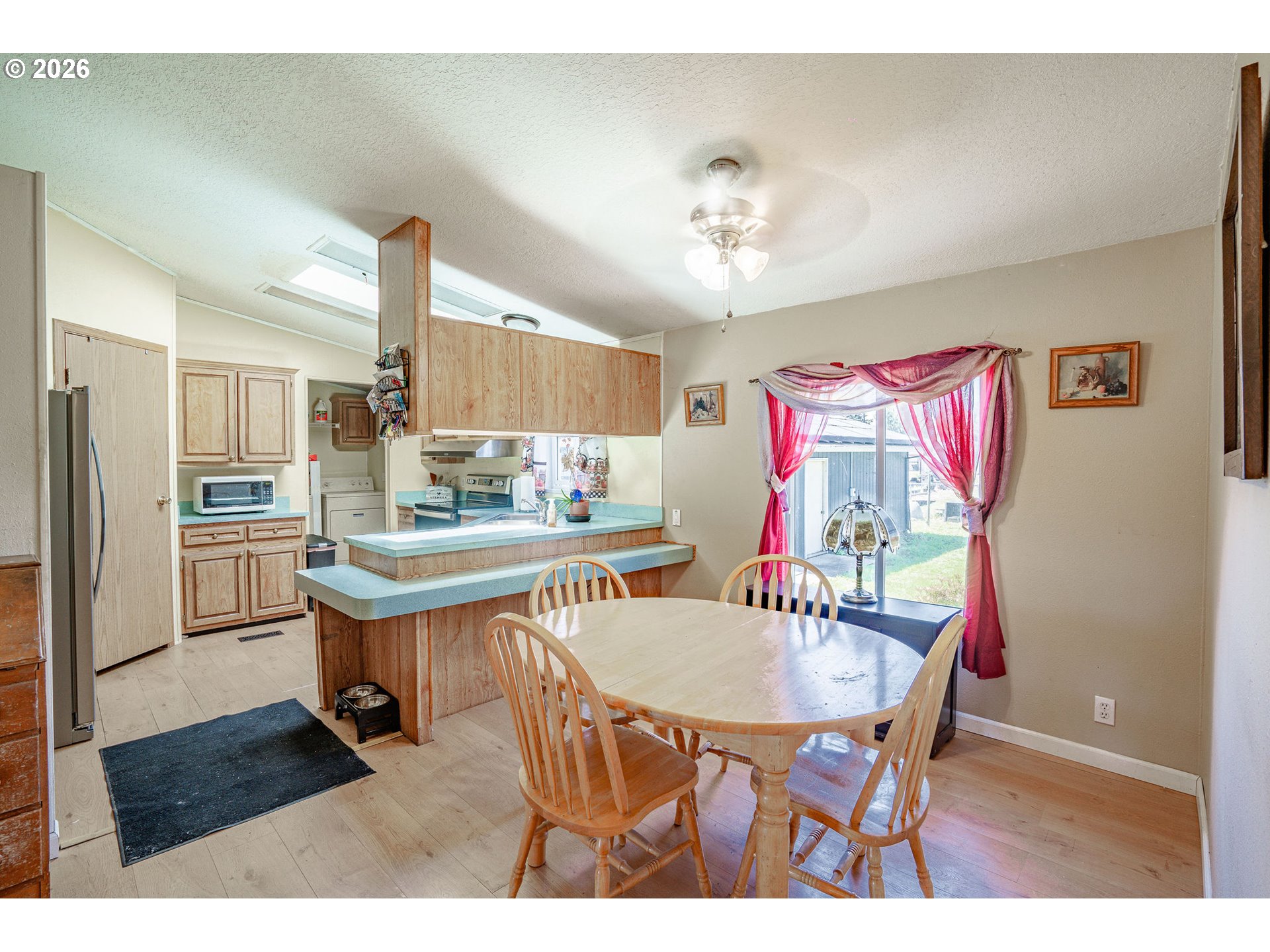 property viewer photo 8