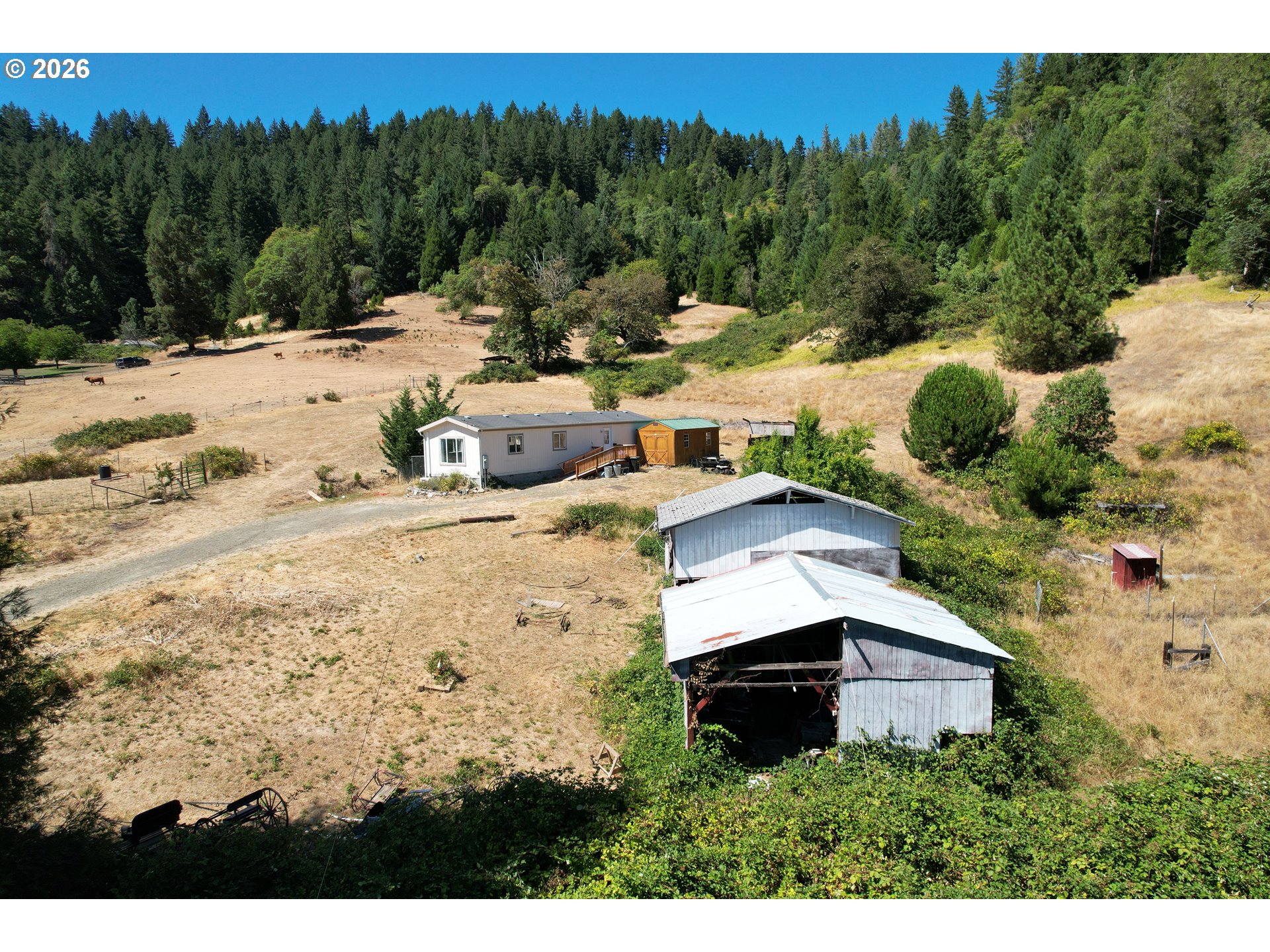 main property photo 33