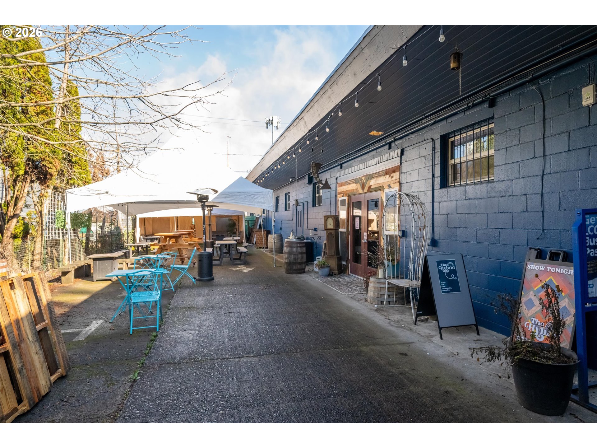 main property photo 5
