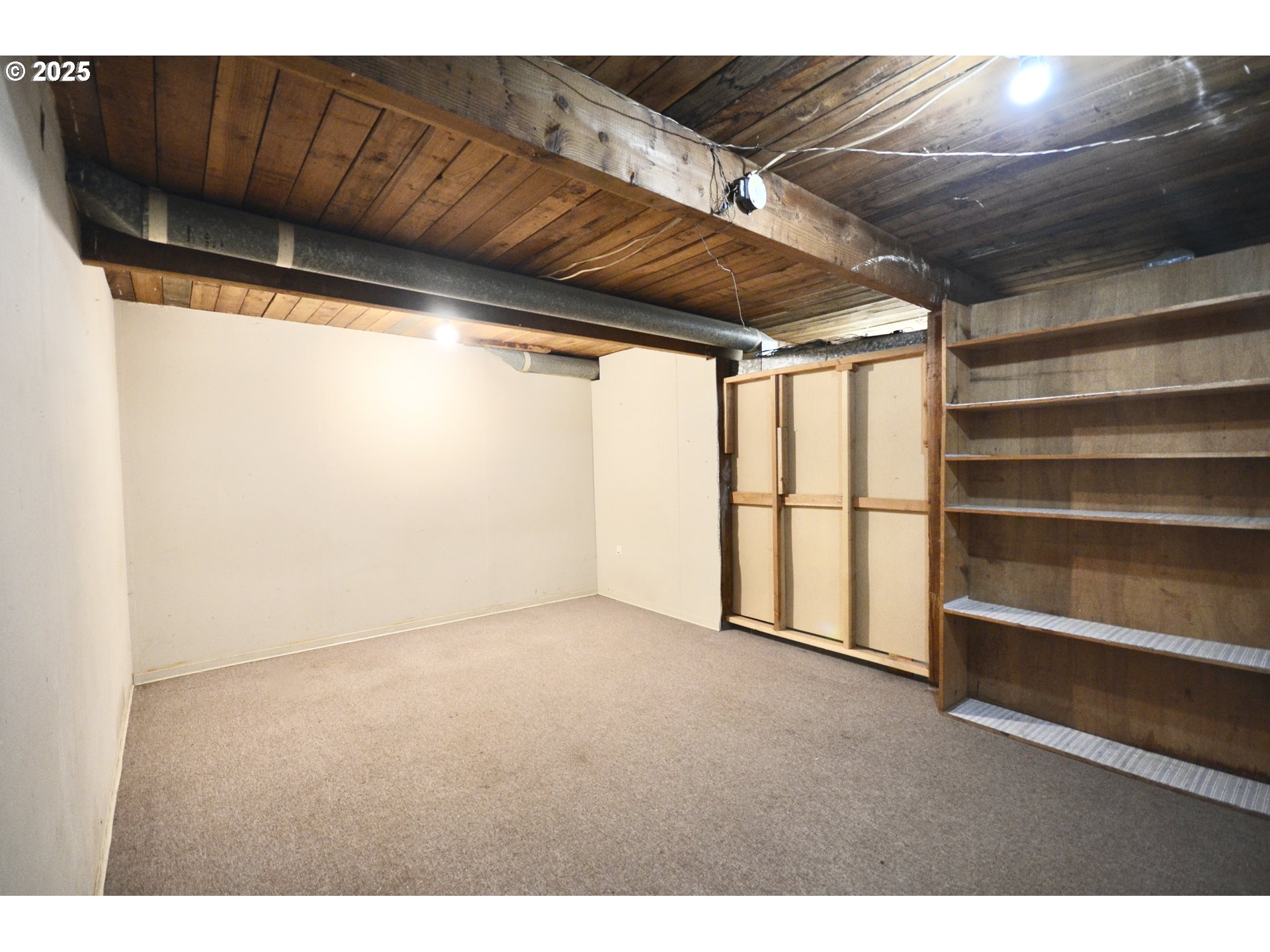 property viewer photo 24