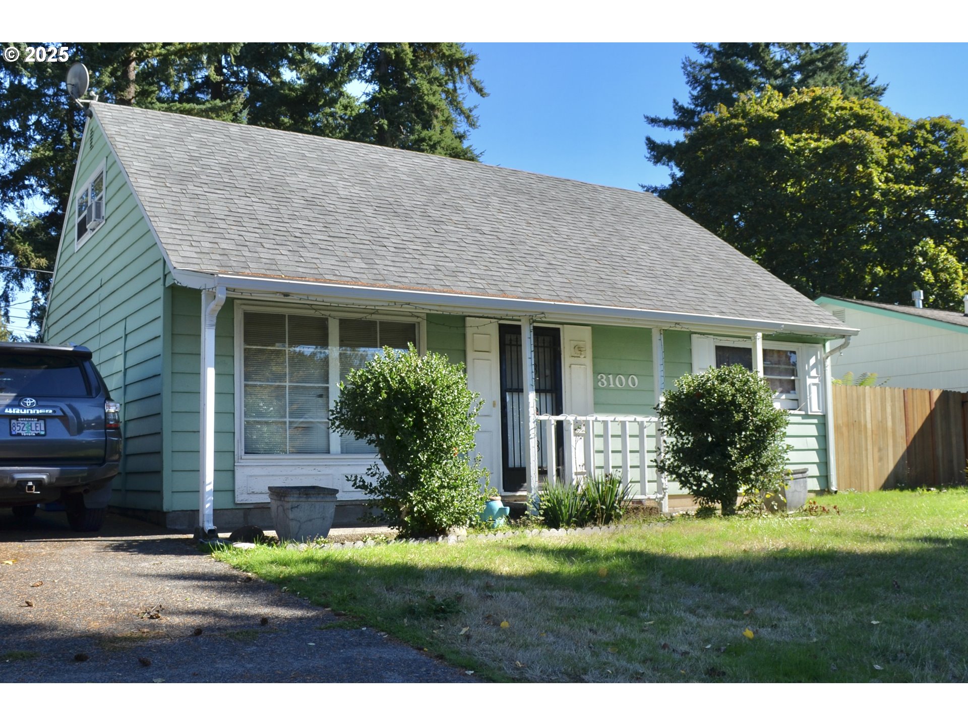 property viewer photo 3