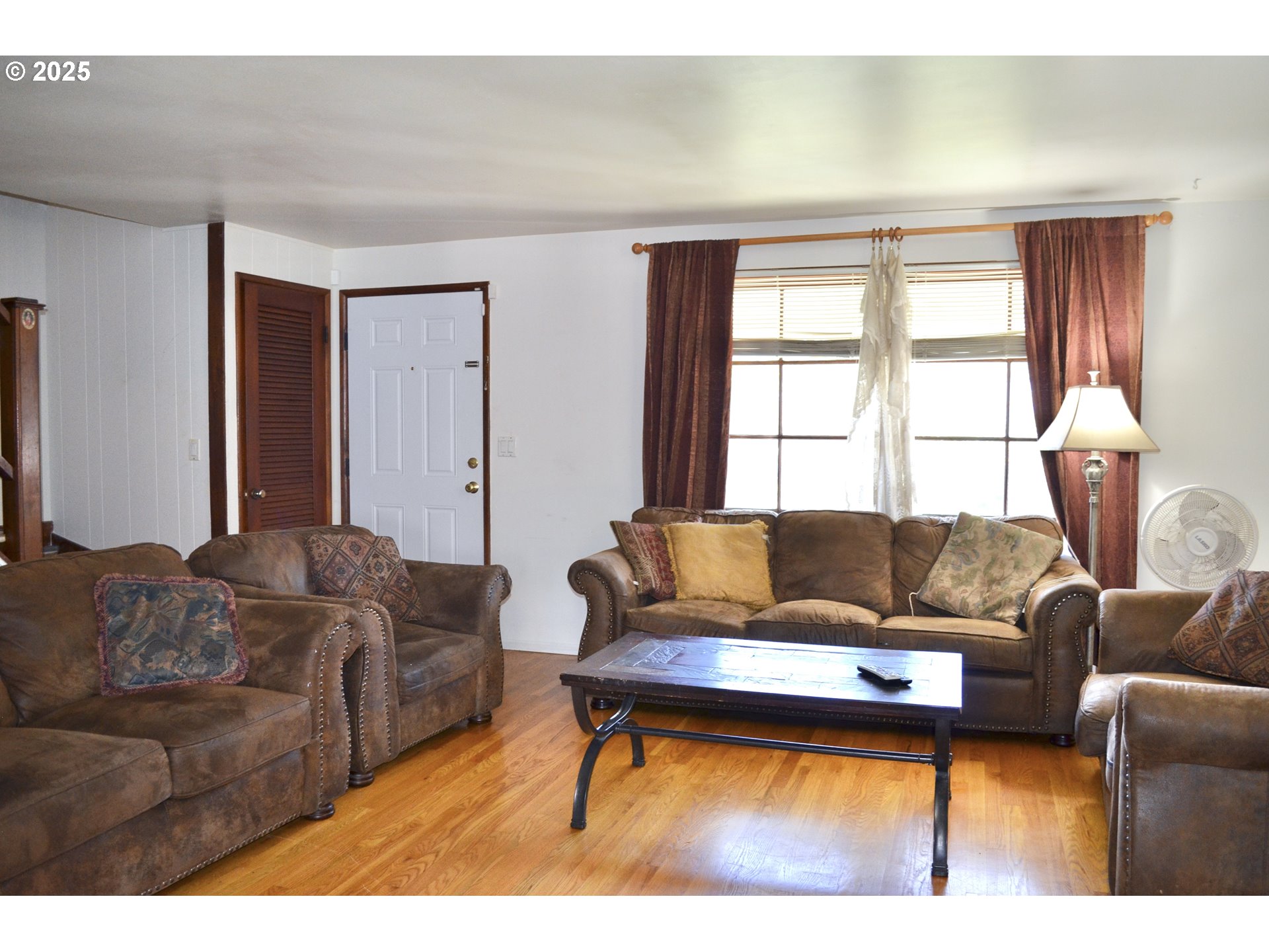 property viewer photo 5