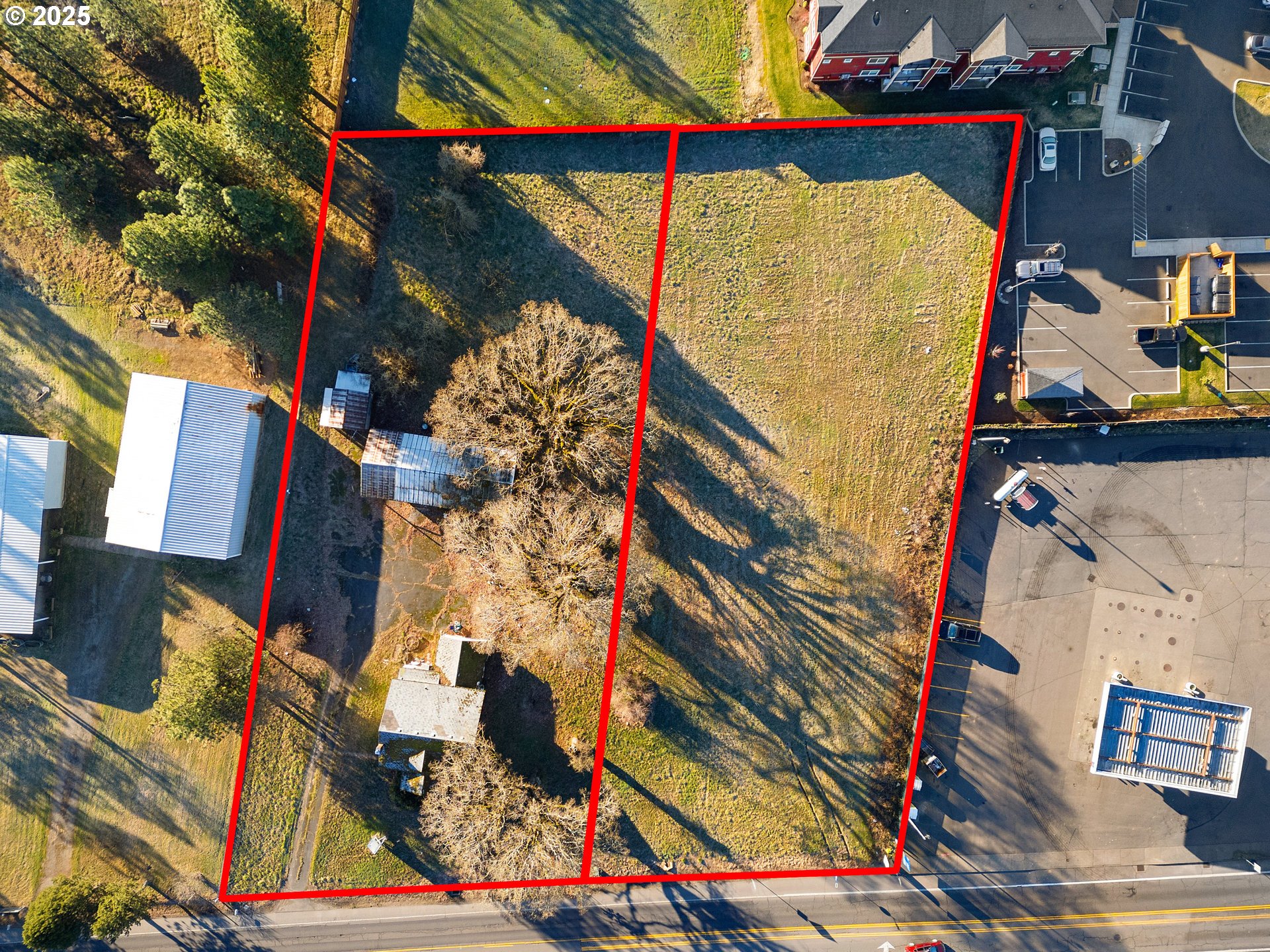 main property photo 8